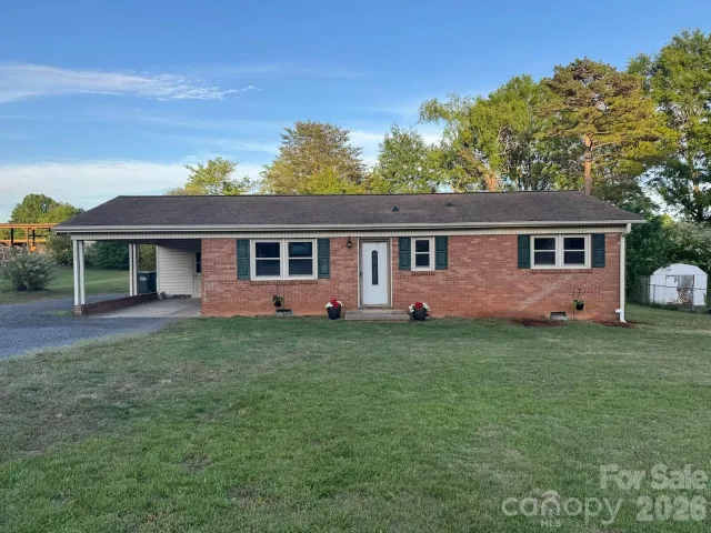 1910 26th Street, Hickory, NC, 28601