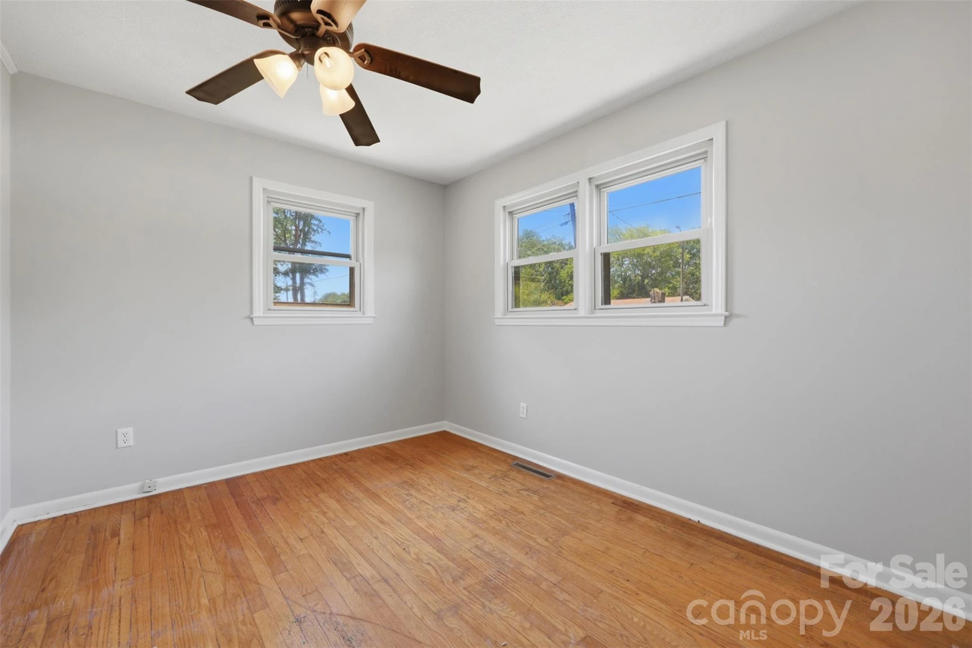1910 26th Street - Photo 17