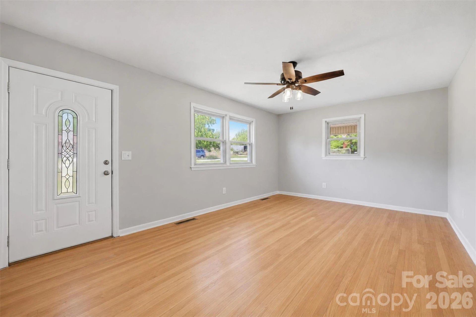 1910 26th Street - Photo 5