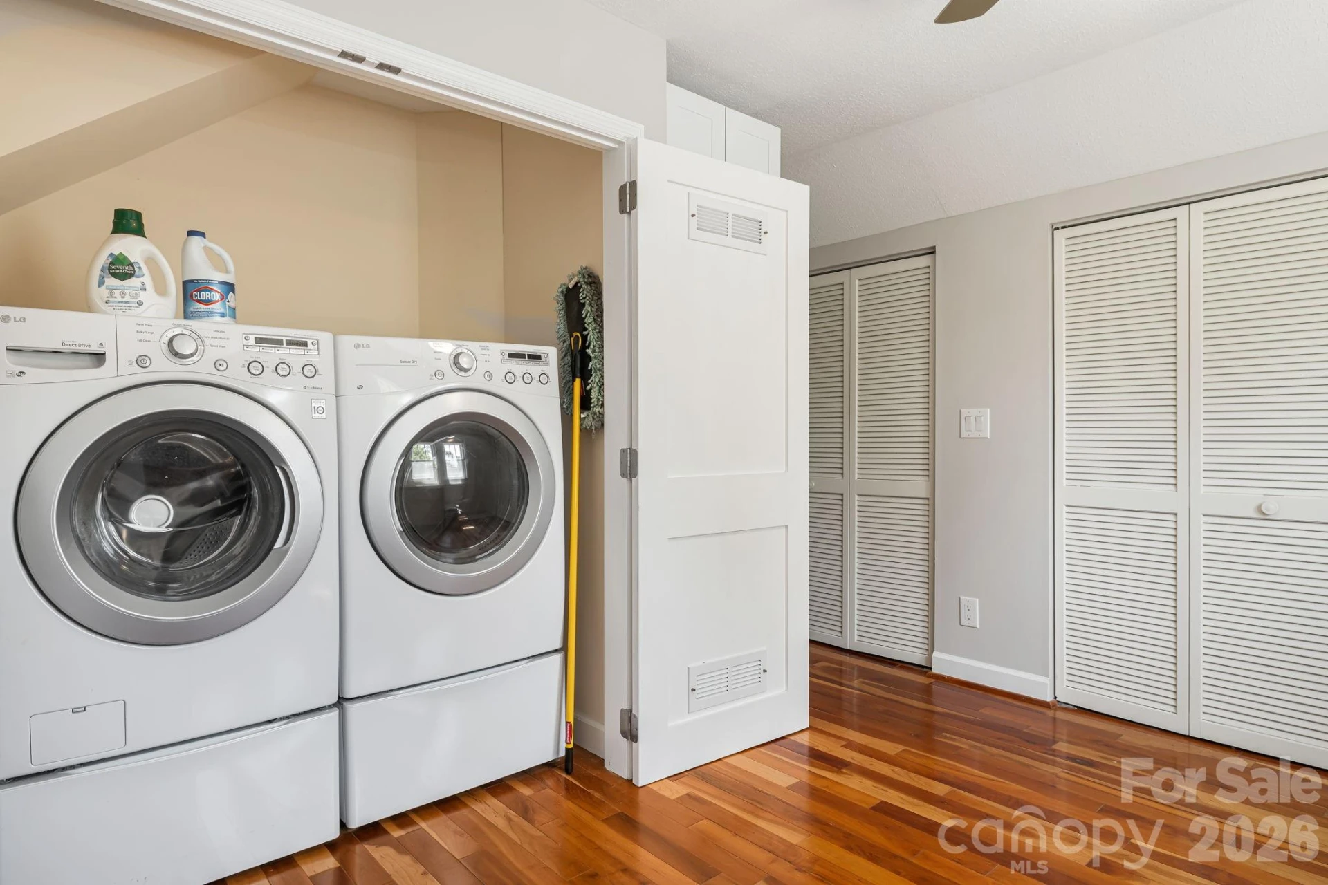 52 Edwin Place - Photo 36