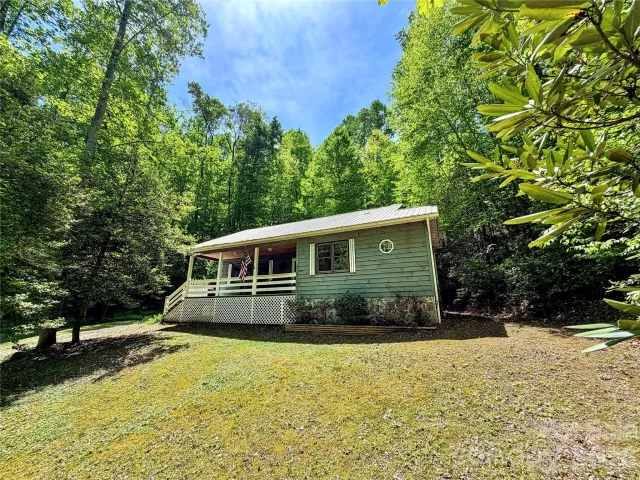 175 Cougar Lane