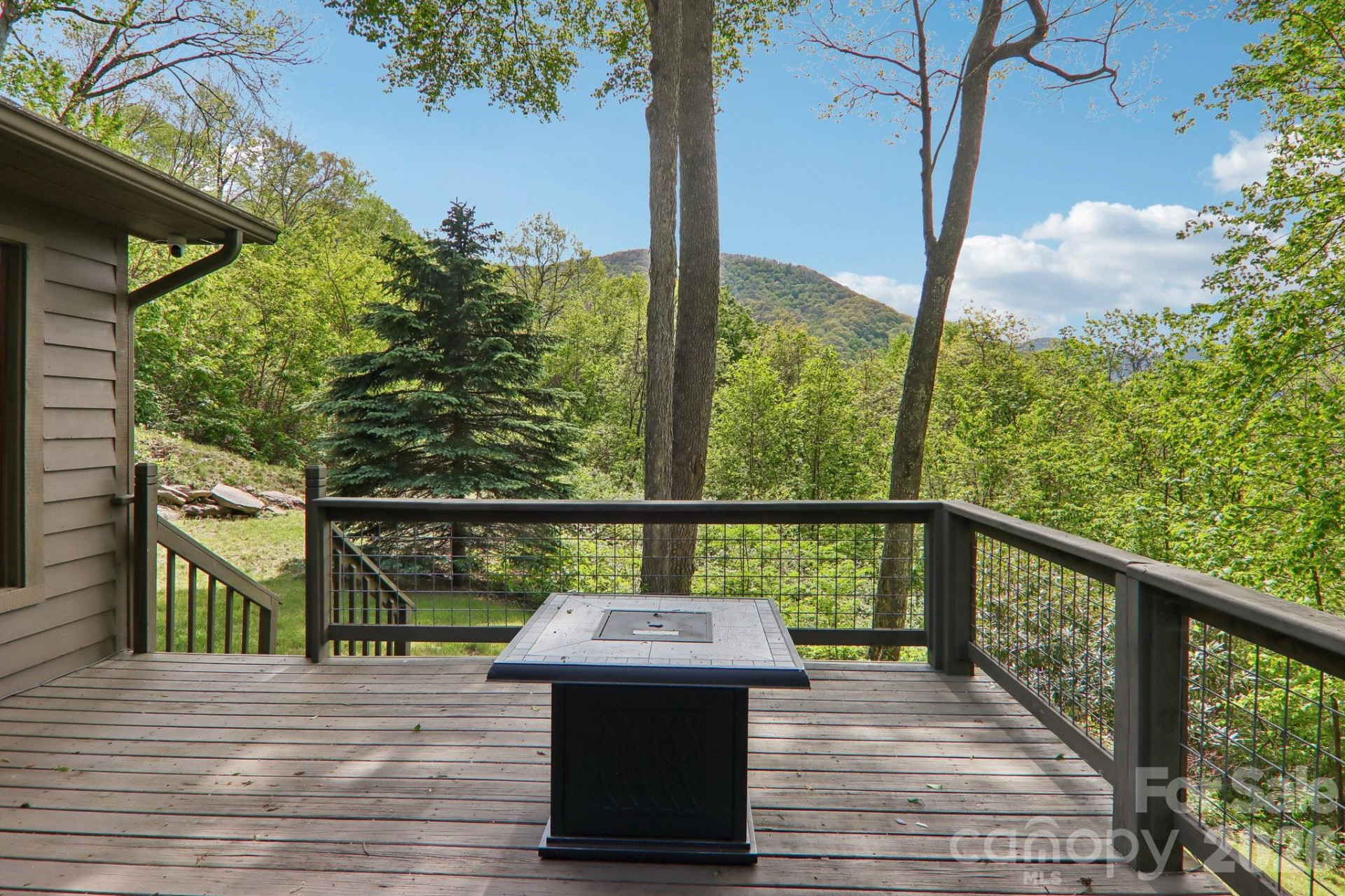 79 Chipmunk Lane - Photo 2