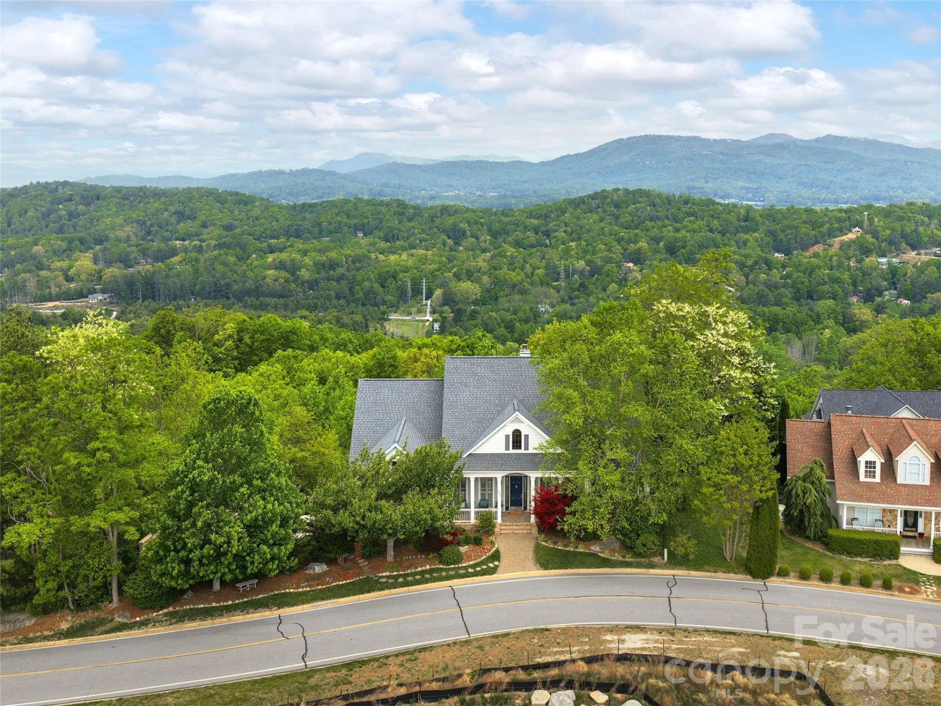 1403 Woodsong Drive - Photo 3