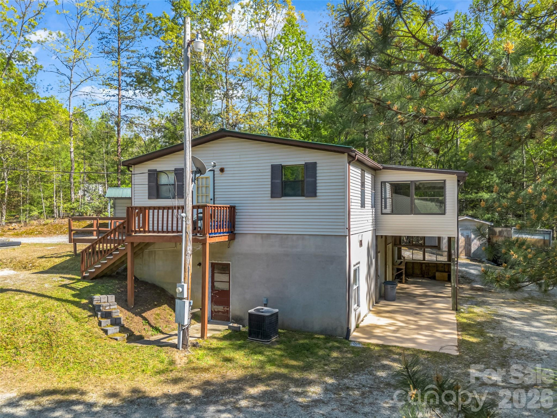 203 Rogat Road - Photo 3