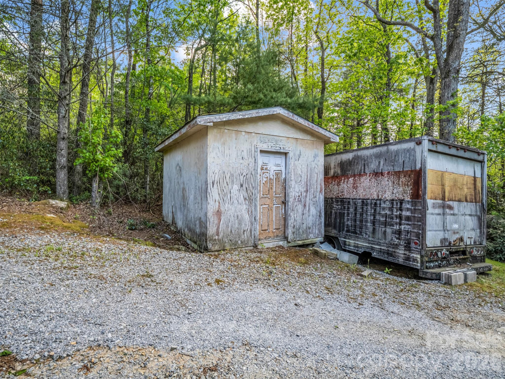 203 Rogat Road - Photo 27