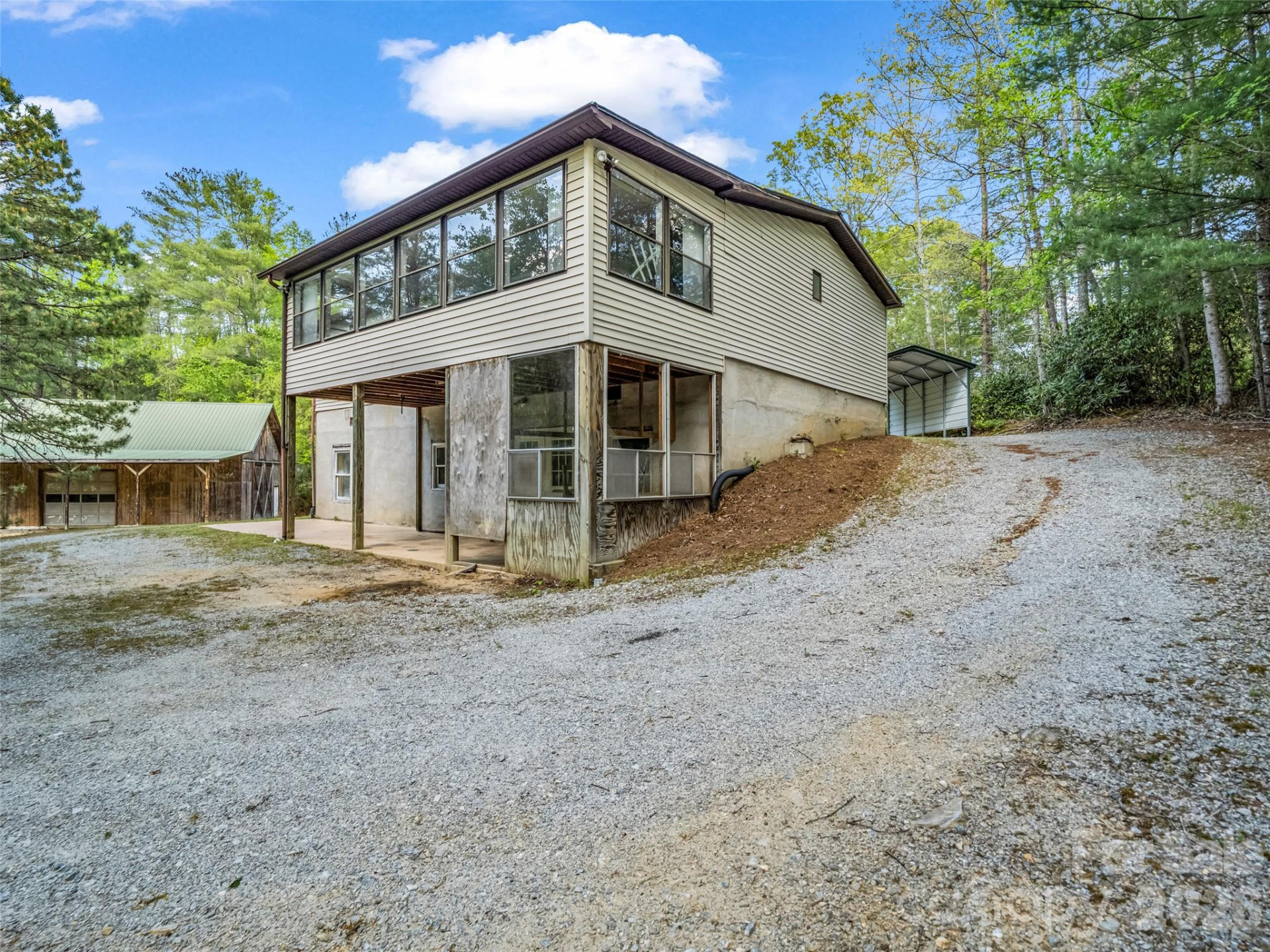 203 Rogat Road - Photo 28