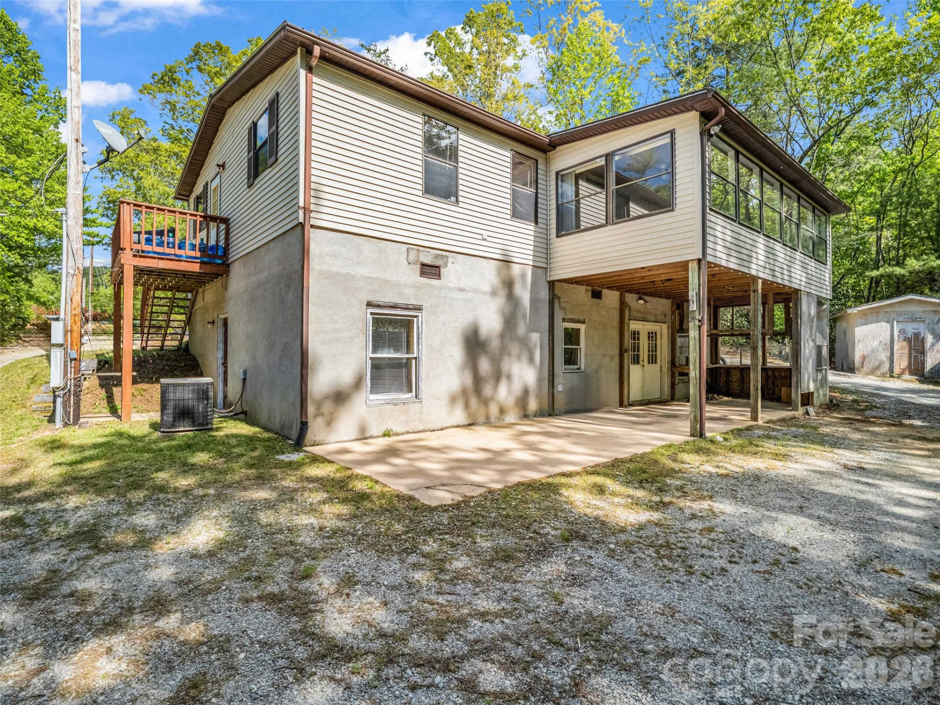 203 Rogat Road - Photo 30