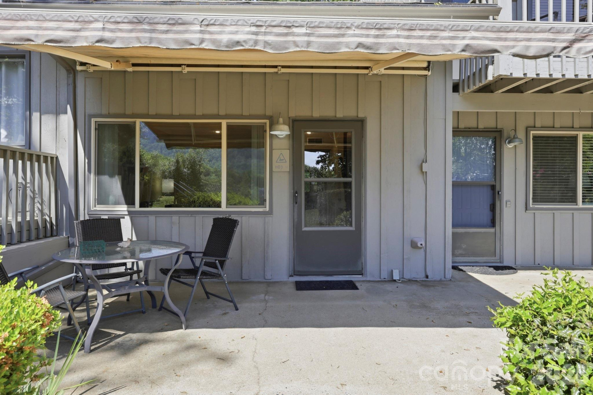 126 Hillside Court - Photo 2