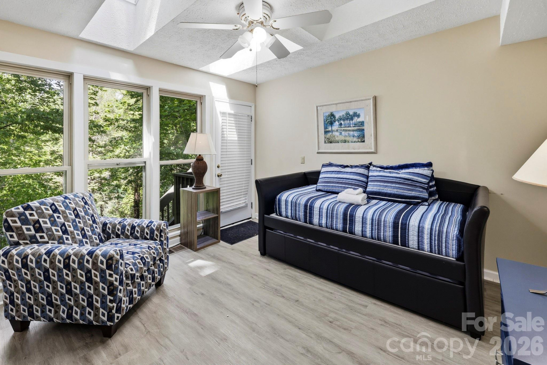 126 Hillside Court - Photo 11