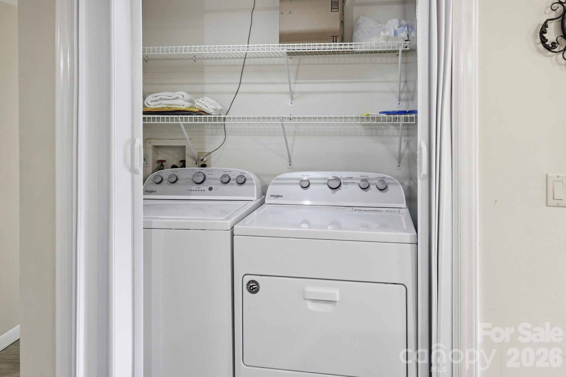 126 Hillside Court - Photo 12