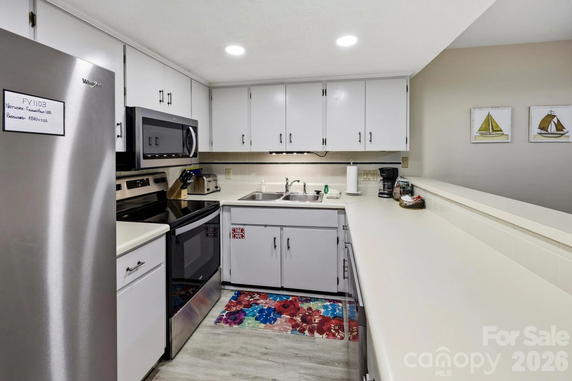 126 Hillside Court - Photo 7