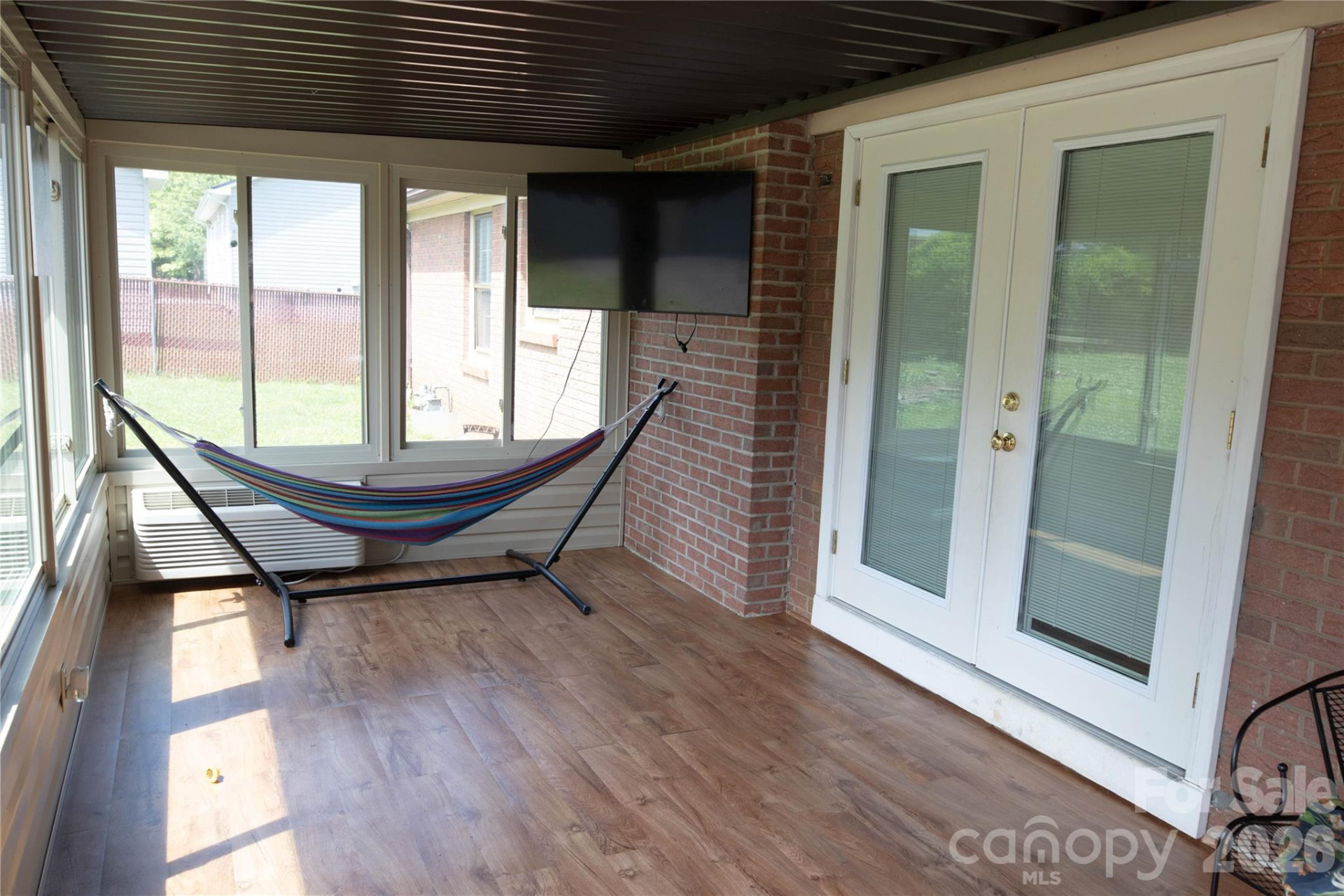 100 Woodward Avenue - Photo 23
