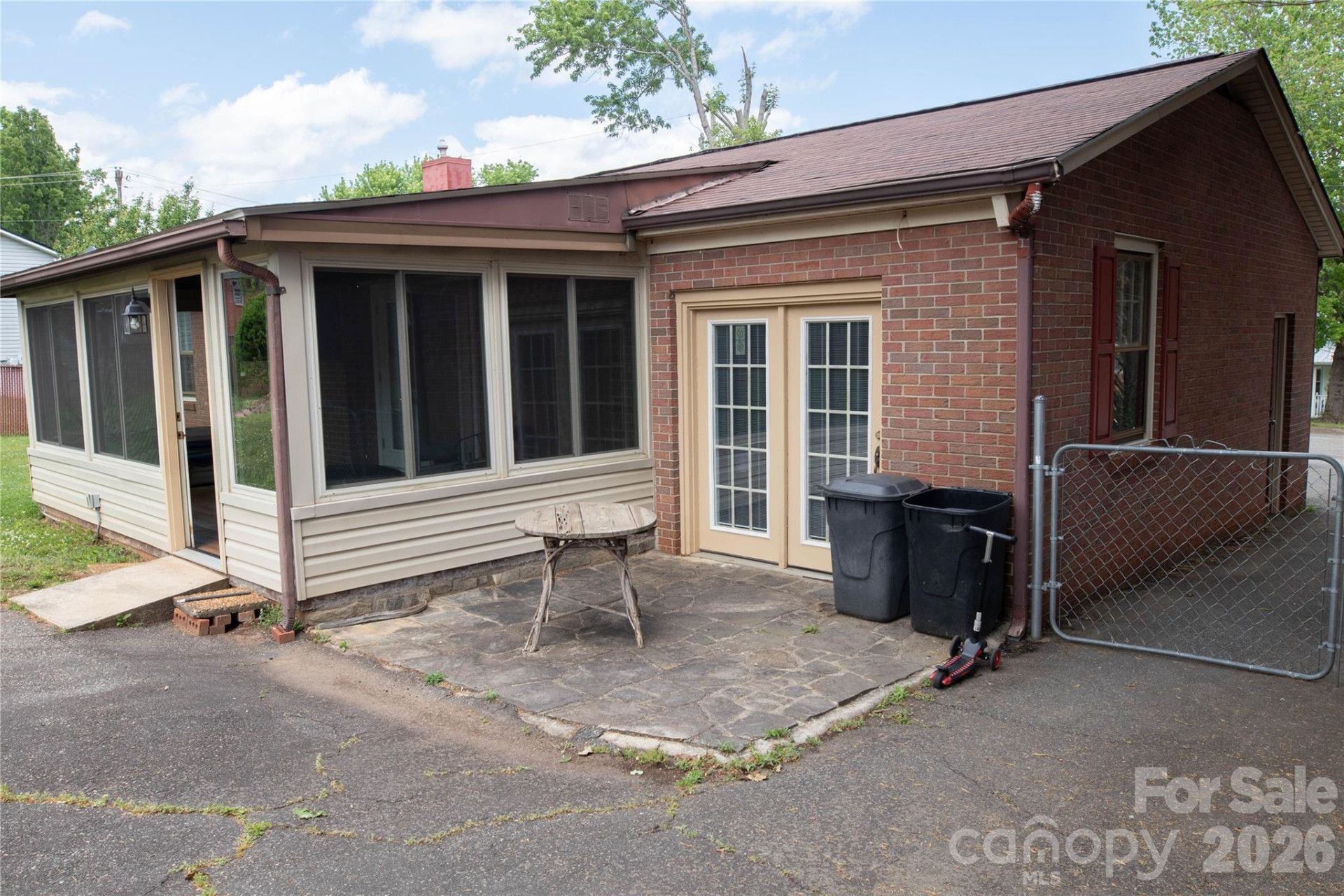 100 Woodward Avenue - Photo 29