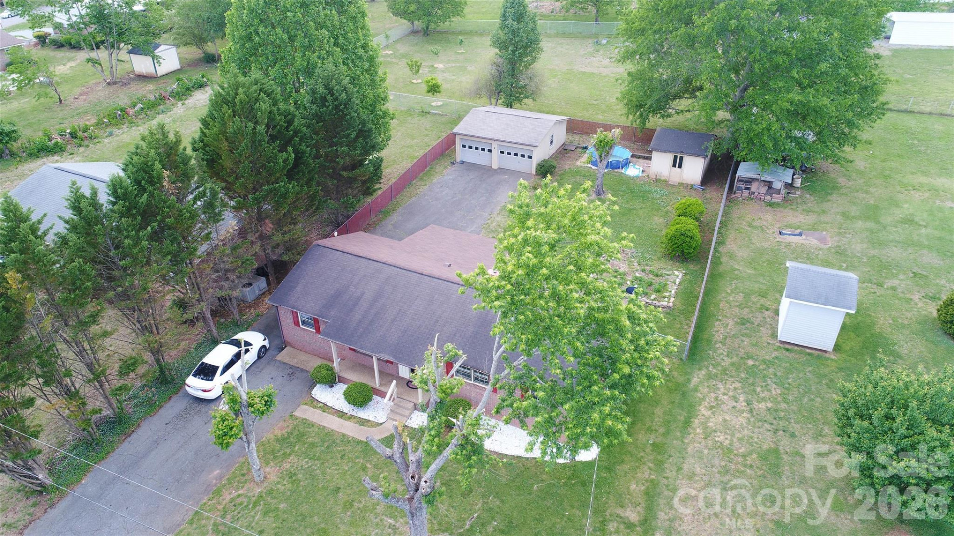 100 Woodward Avenue - Photo 4