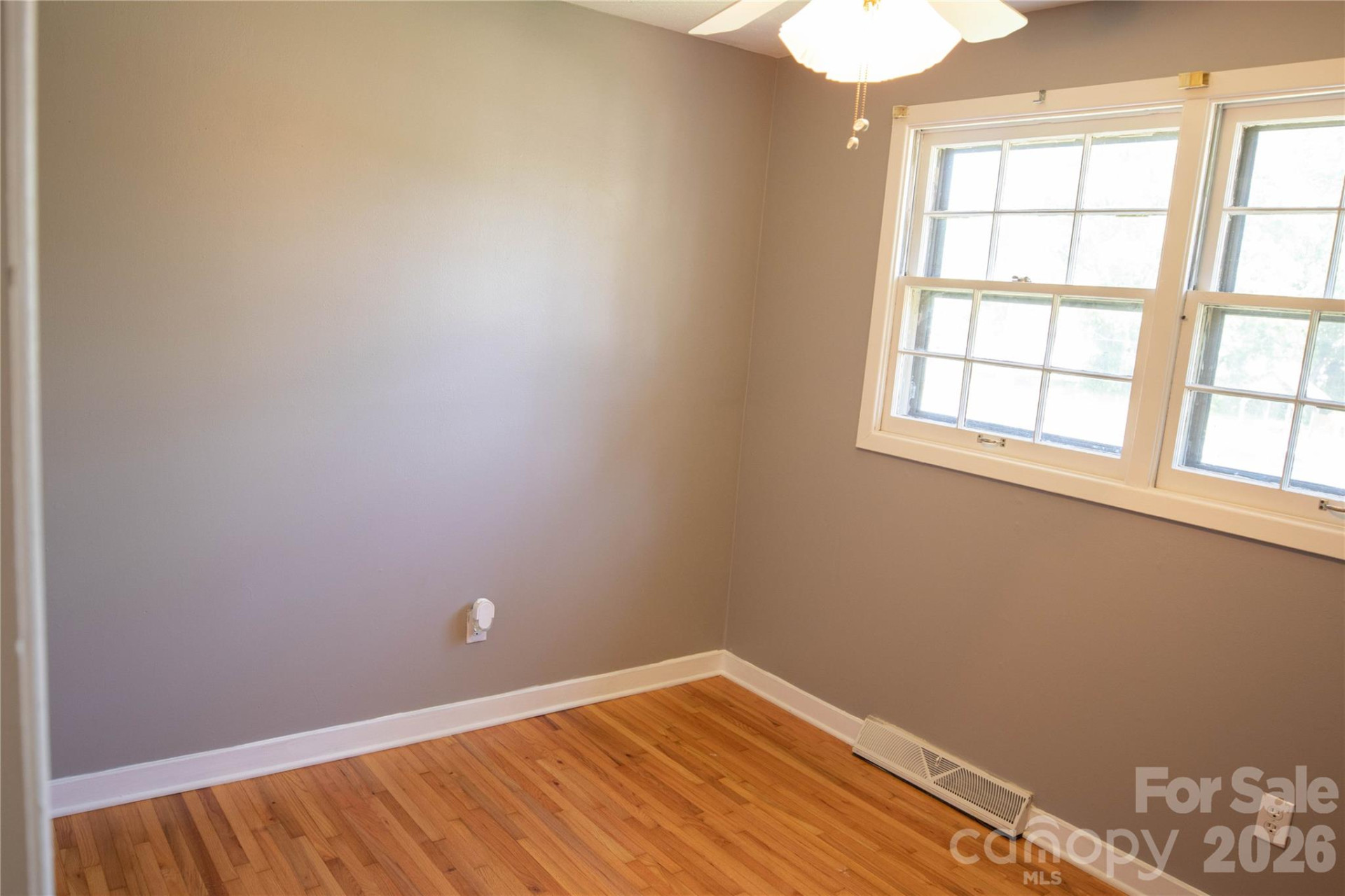100 Woodward Avenue - Photo 9