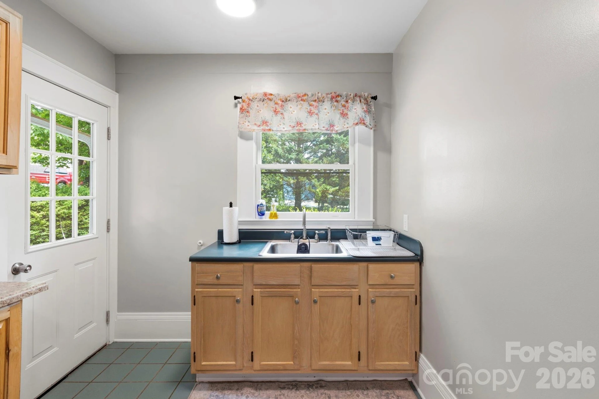 662 Biltmore Avenue - Photo 26