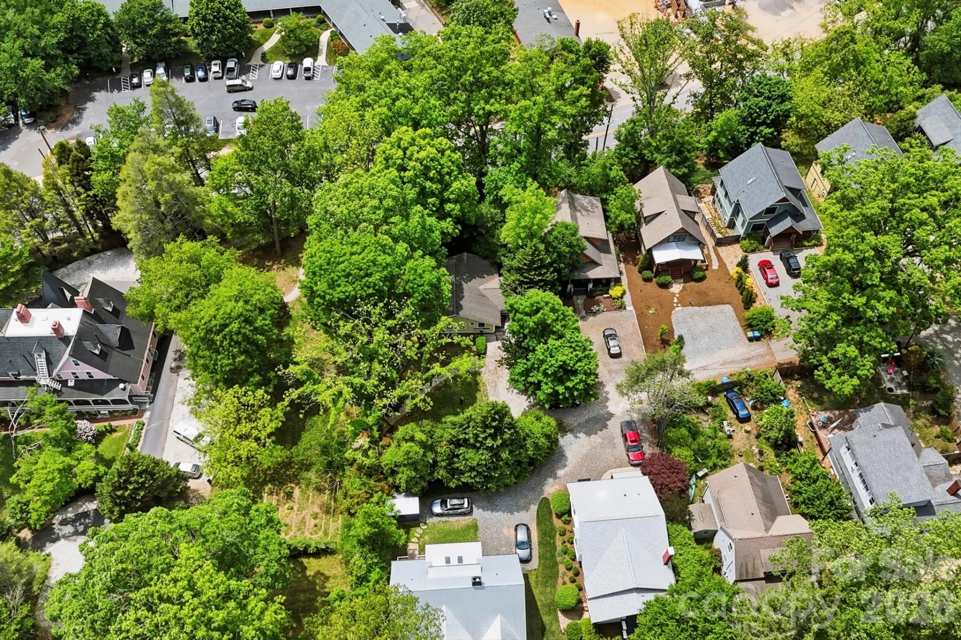 662 Biltmore Avenue - Photo 43