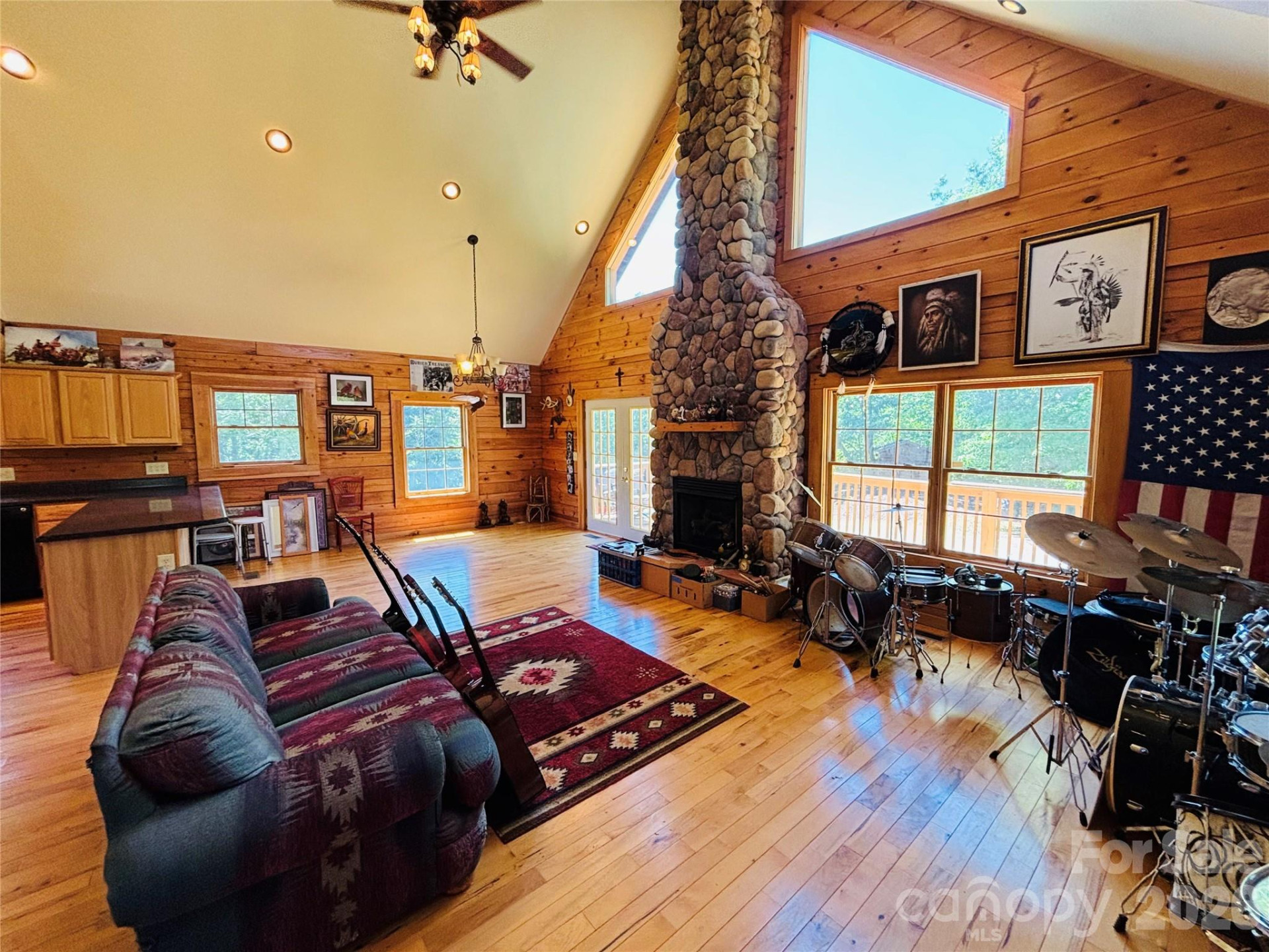 103 Woodgate Drive - Photo 2