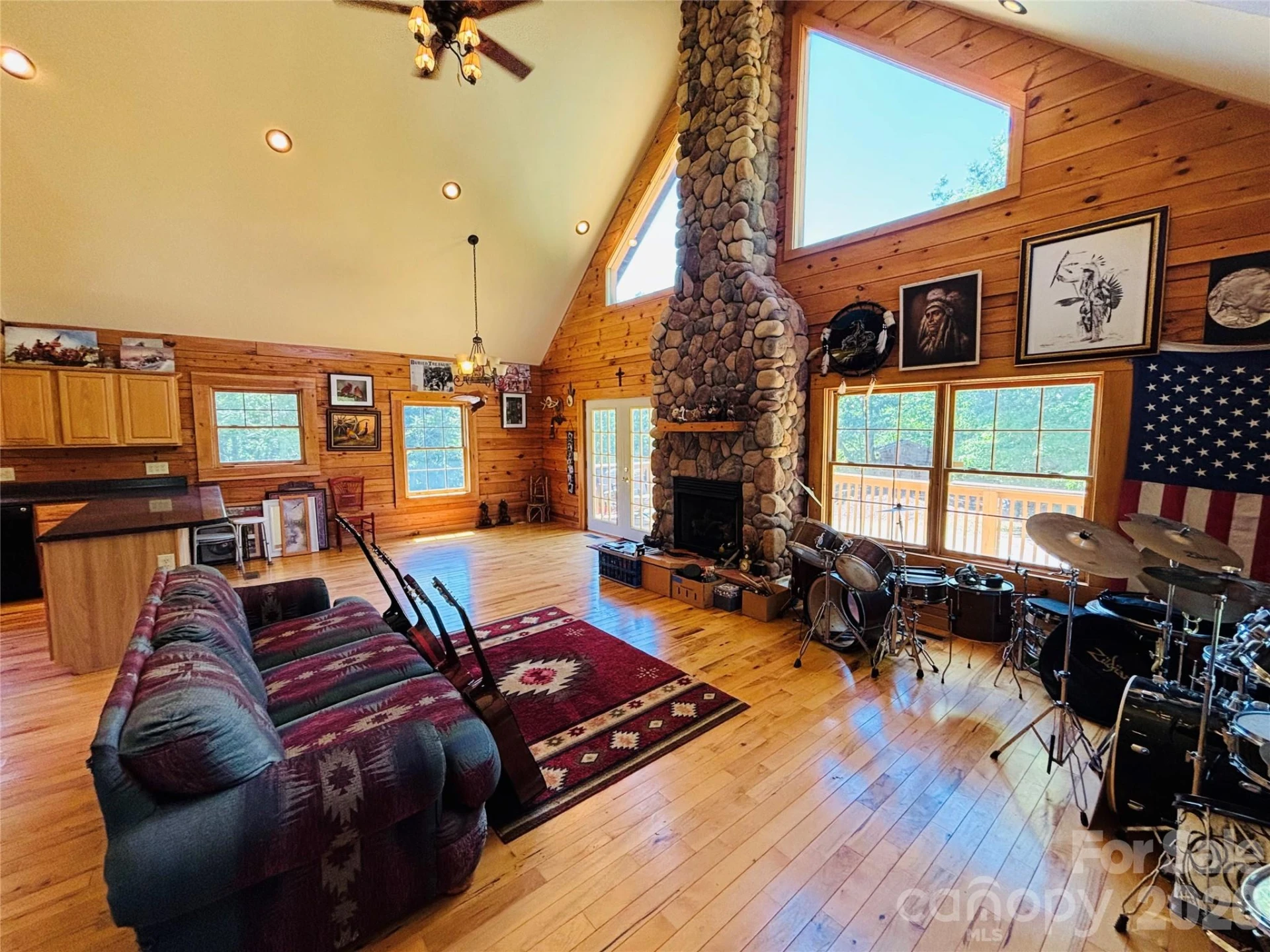 103 Woodgate Drive - Photo 2