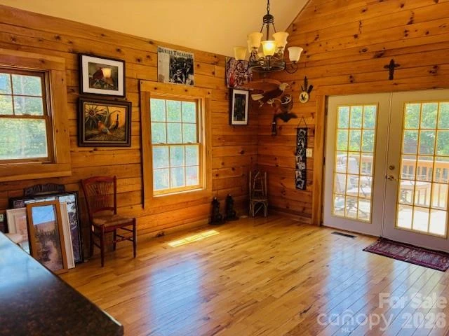 103 Woodgate Drive - Photo 3