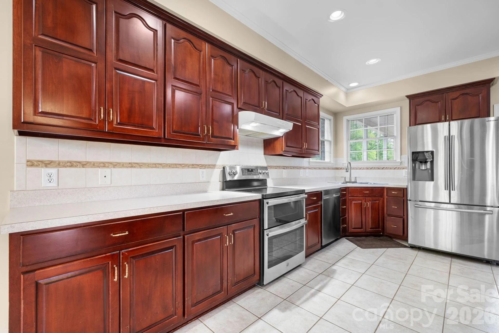7008 Peyronel Street - Photo 13