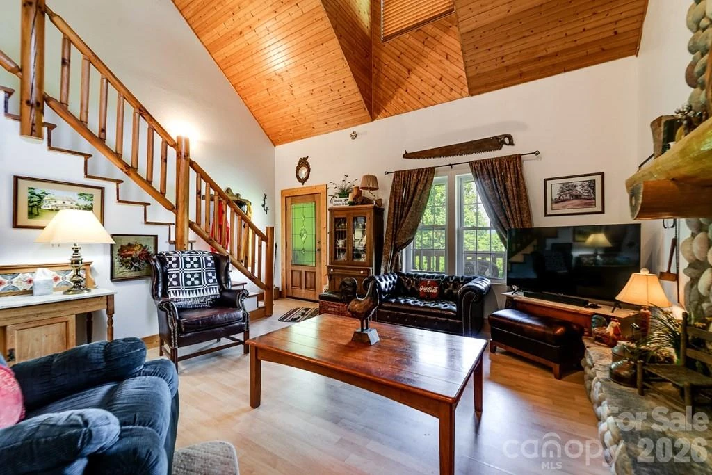 54 Barnwood Way - Photo 4
