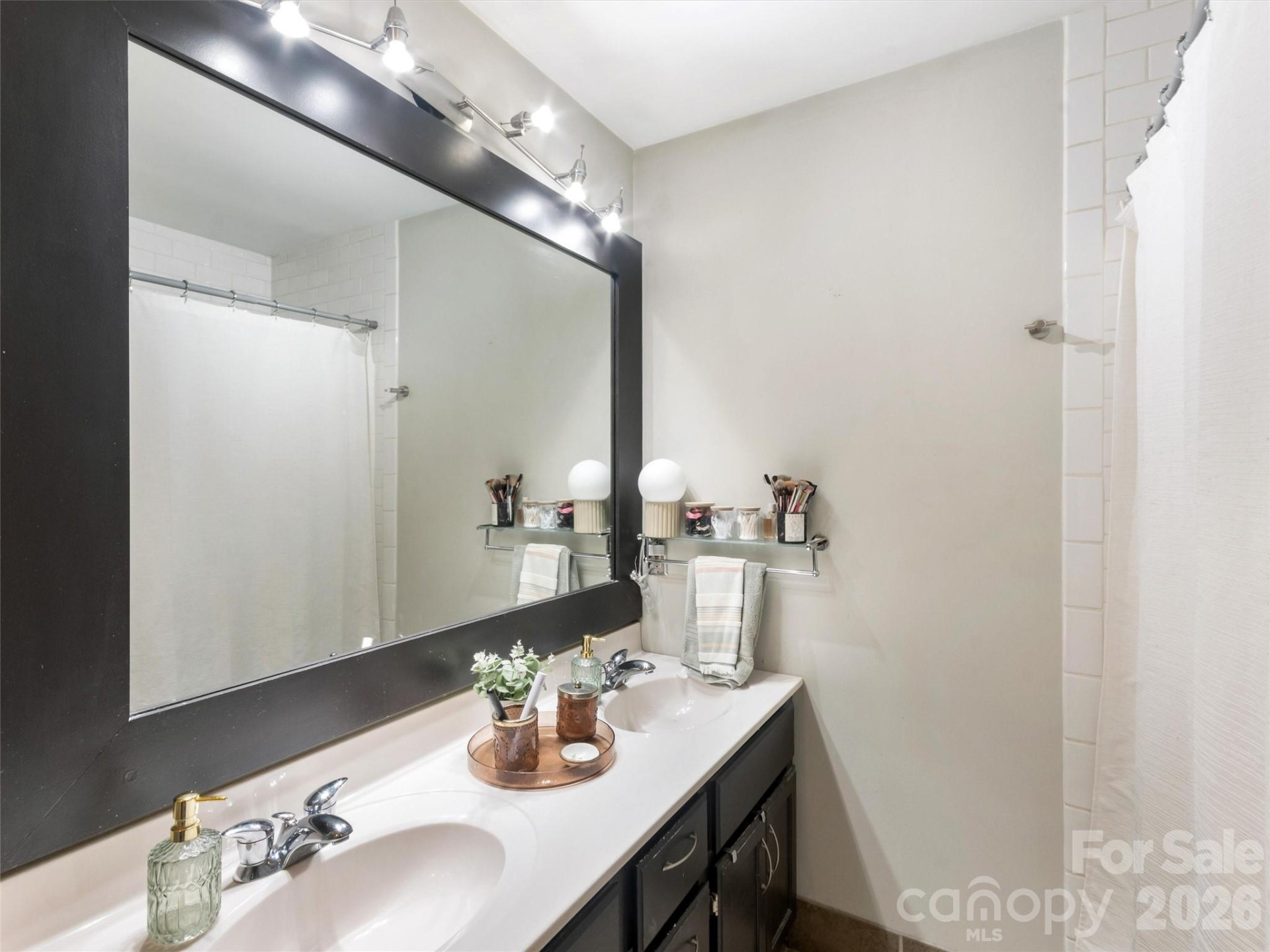 10 McTindal Circle - Photo 32