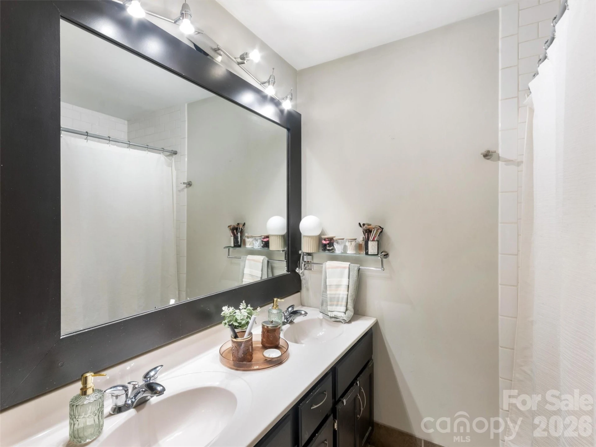 10 McTindal Circle - Photo 32