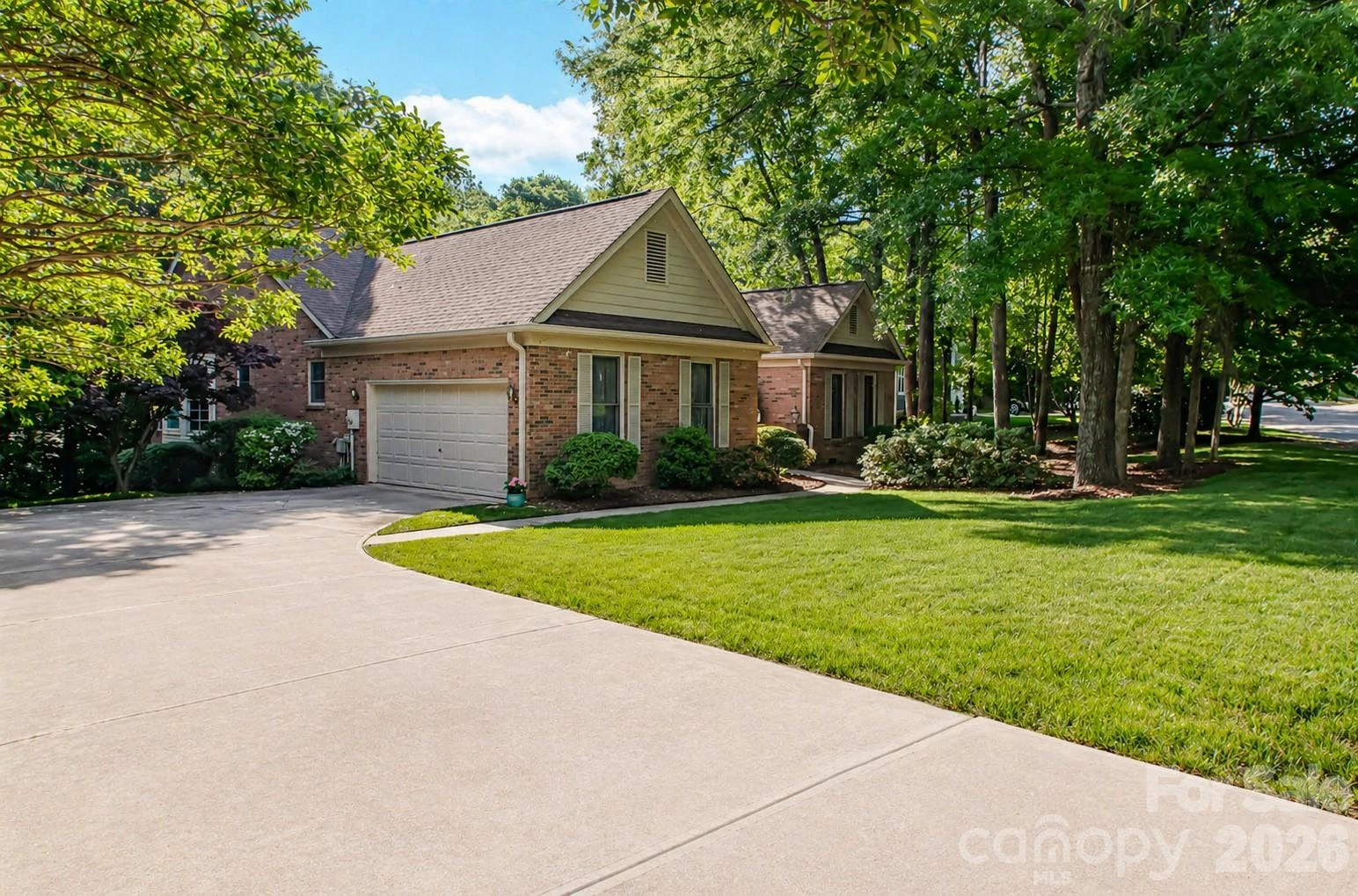 10801 Whitfield Ridge Drive - Photo 2