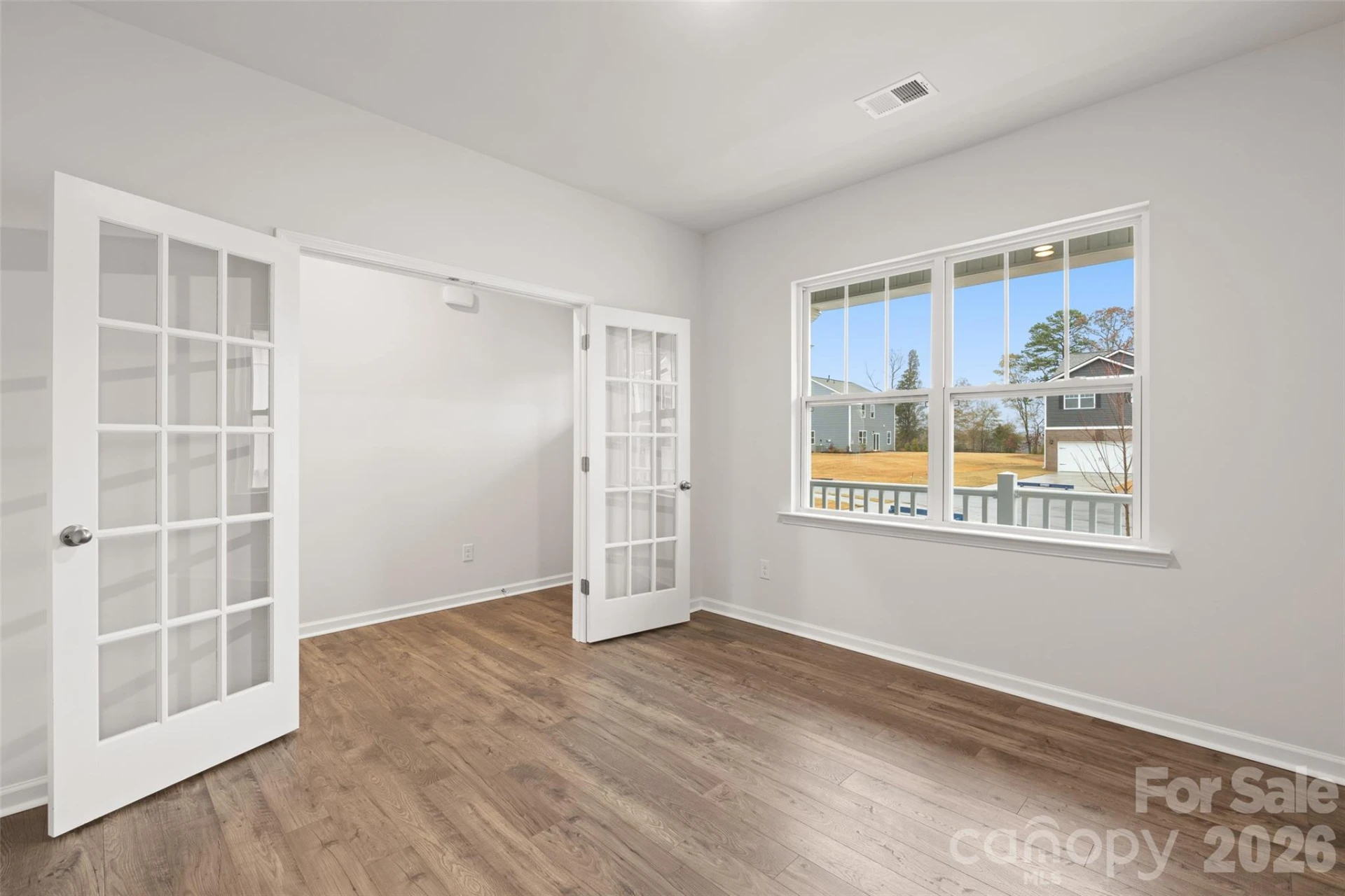 112 Queen Valley Way - Photo 4