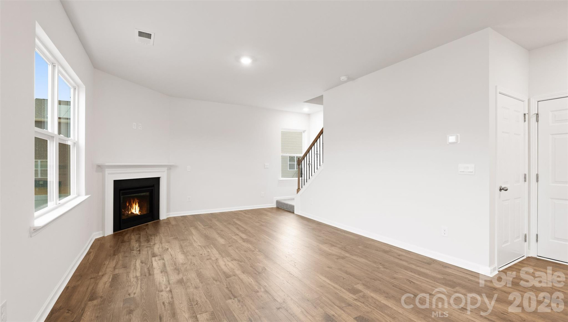 112 Queen Valley Way - Photo 6