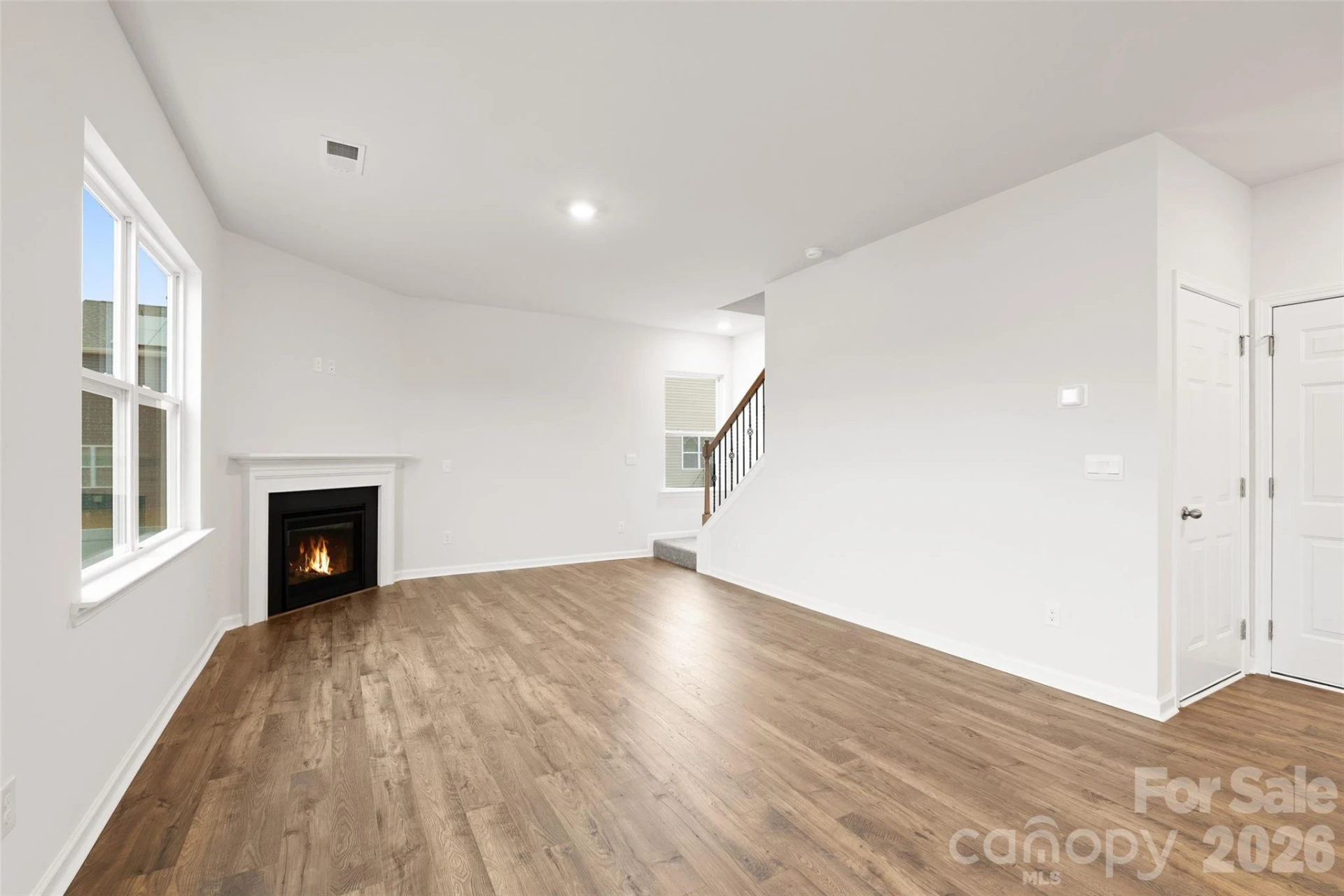 112 Queen Valley Way - Photo 10