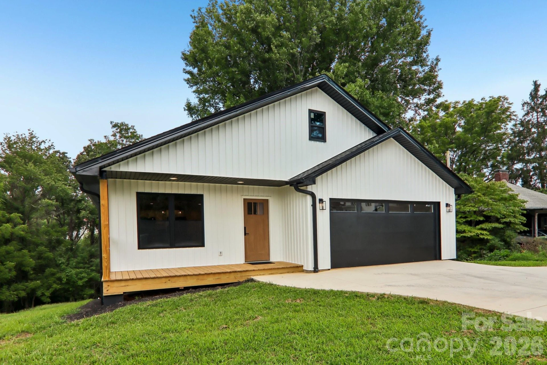 124 N Main Street - Photo 3