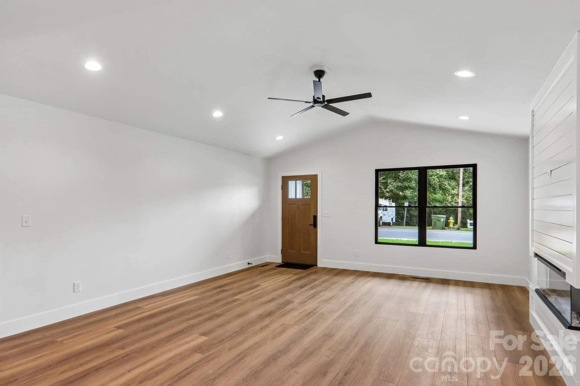 124 N Main Street - Photo 9