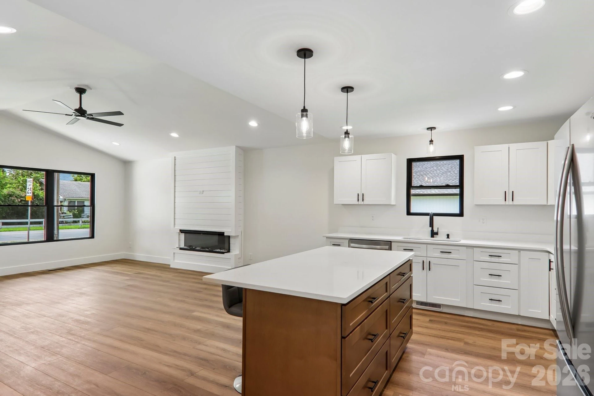 124 N Main Street - Photo 15