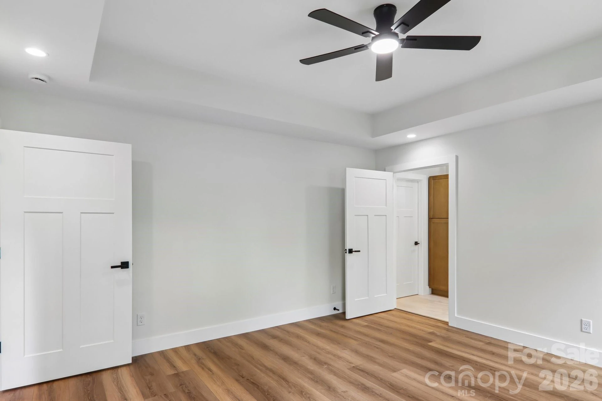 124 N Main Street - Photo 30