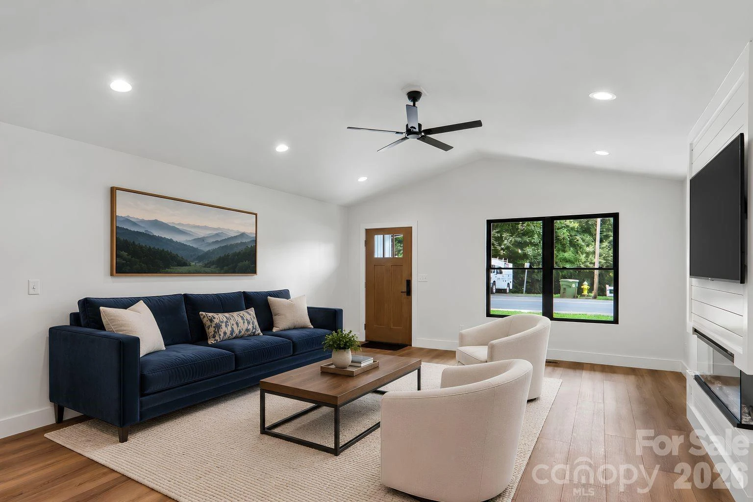 124 N Main Street - Photo 2