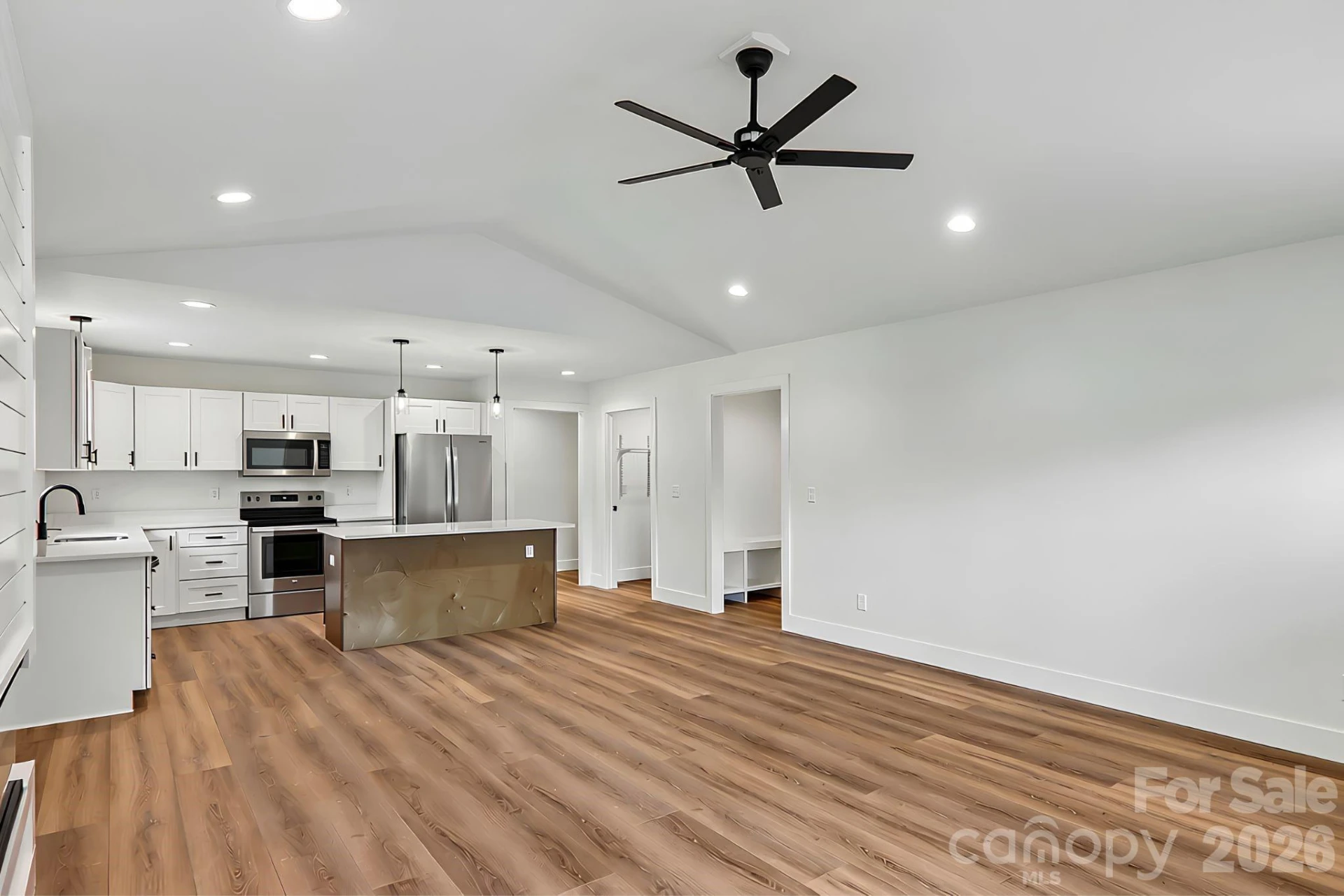 124 N Main Street - Photo 8