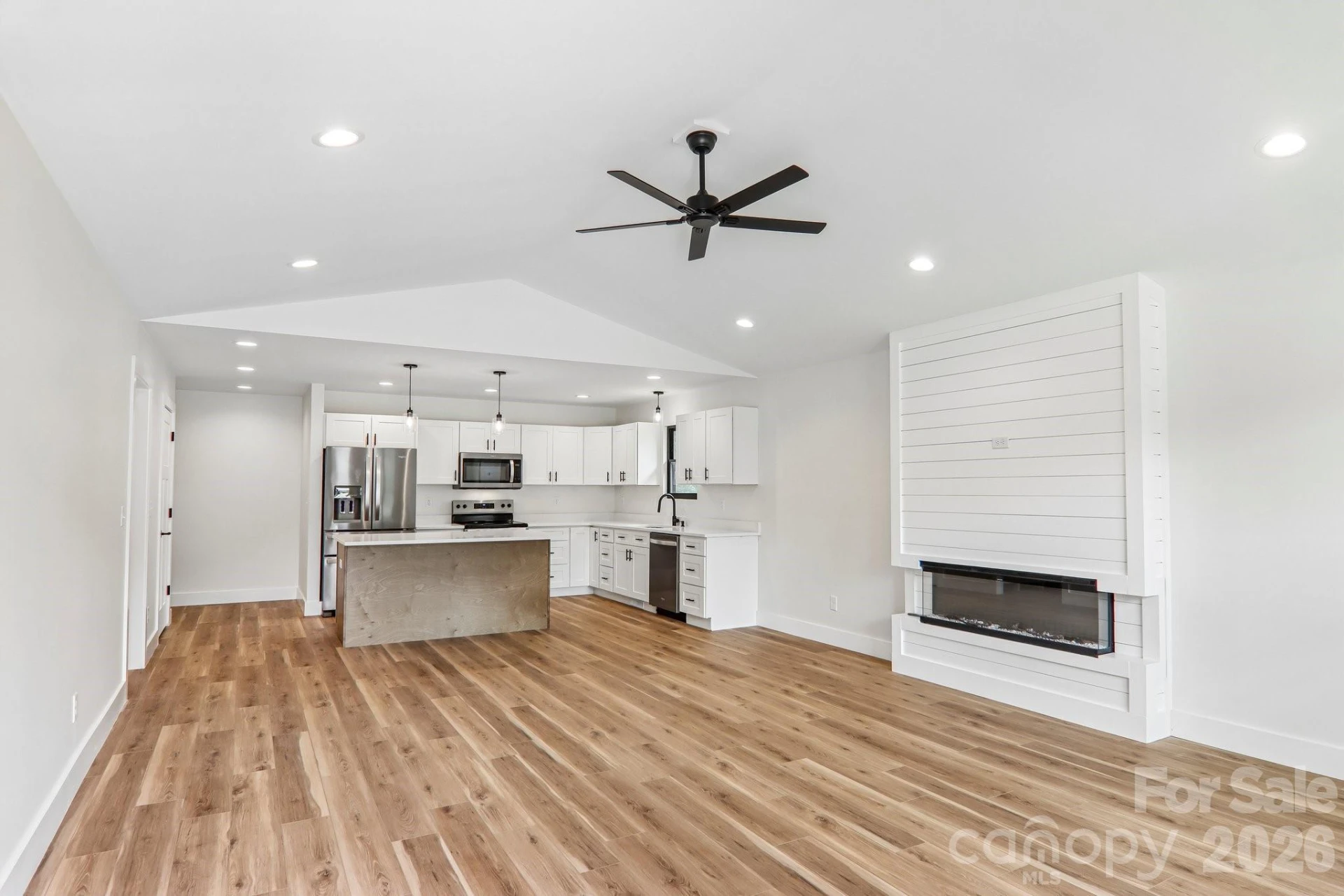 140 N Main Street - Photo 10