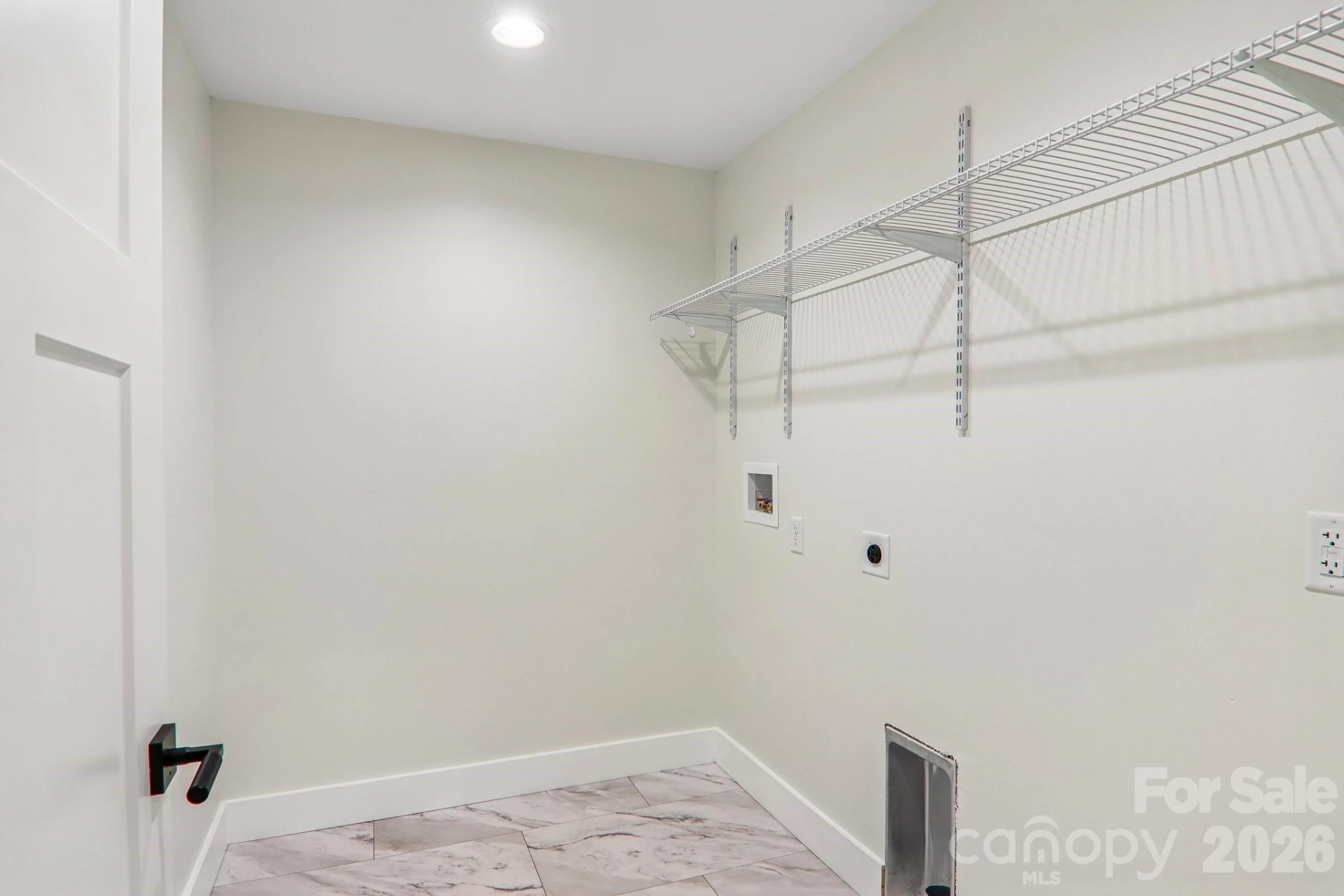 140 N Main Street - Photo 19