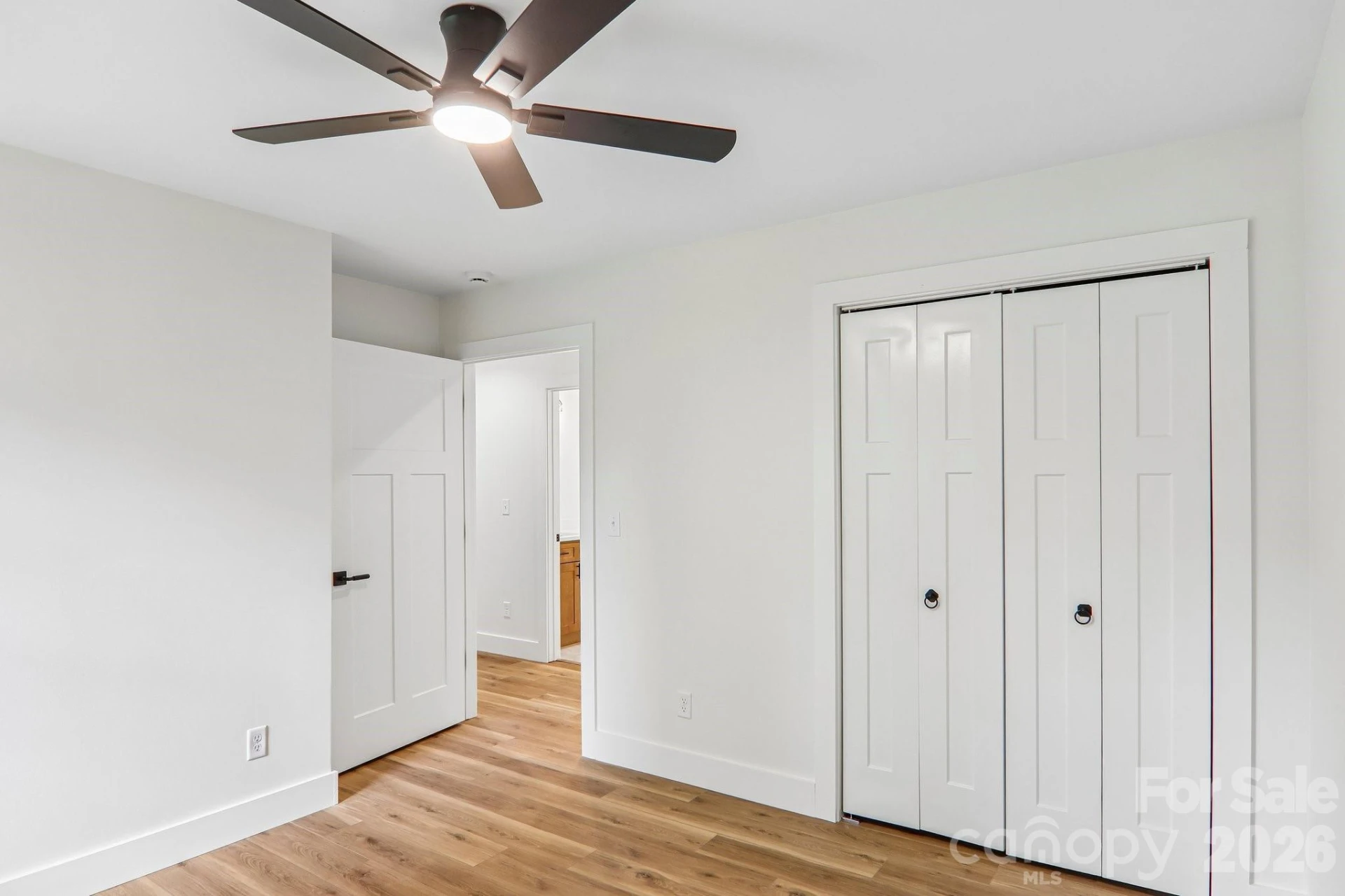 140 N Main Street - Photo 23