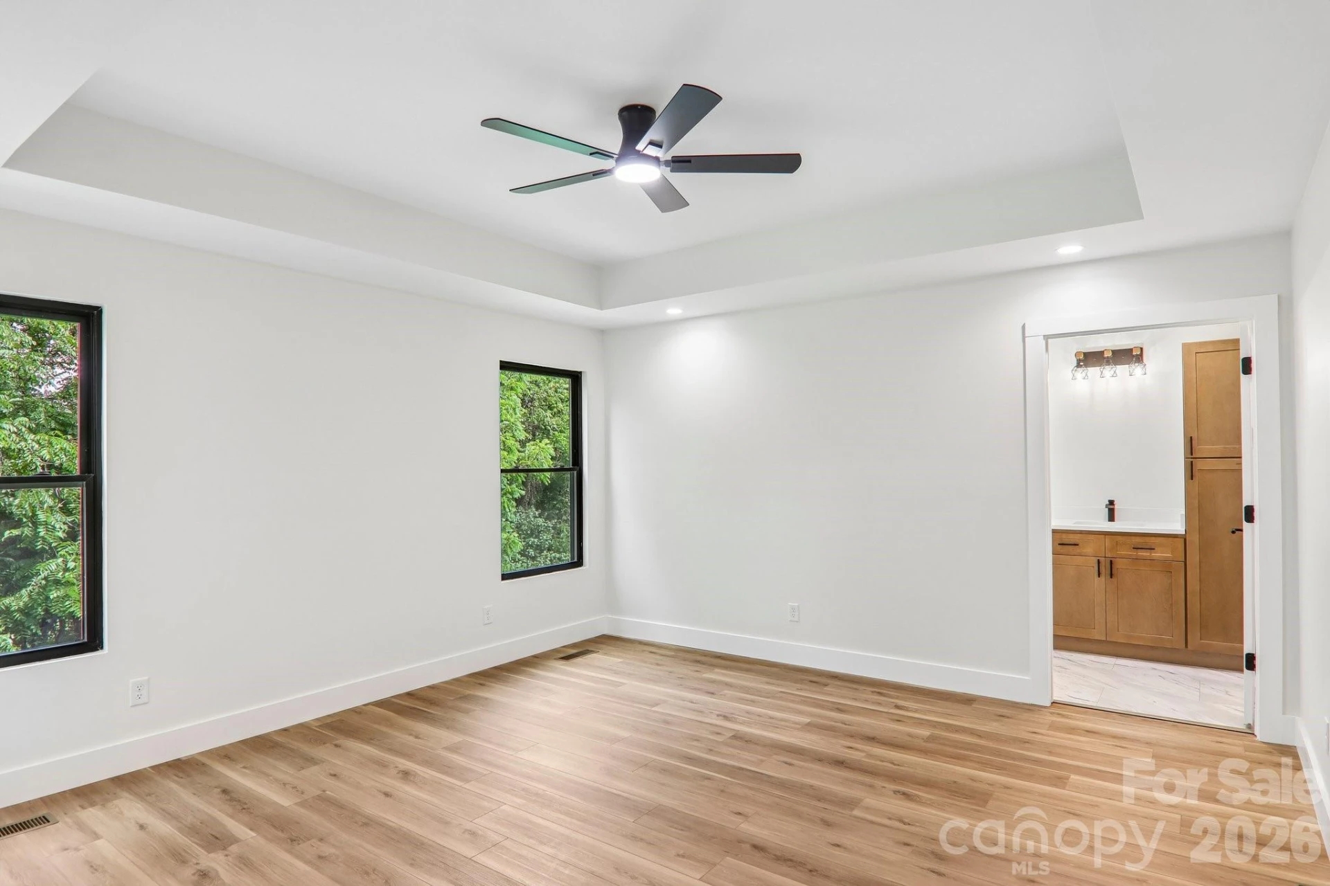 140 N Main Street - Photo 28