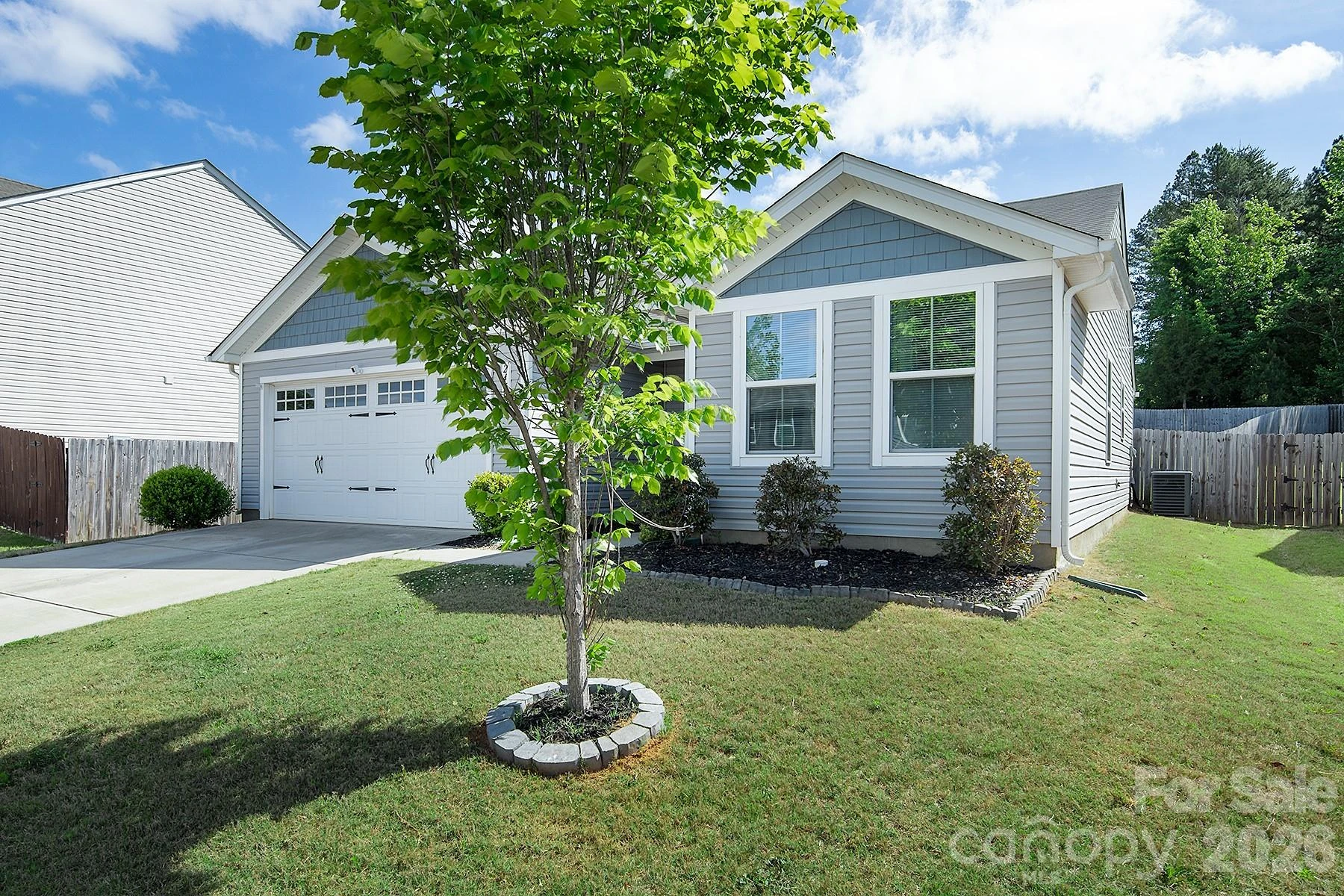 2458 Thorn Spring Lane - Photo 2