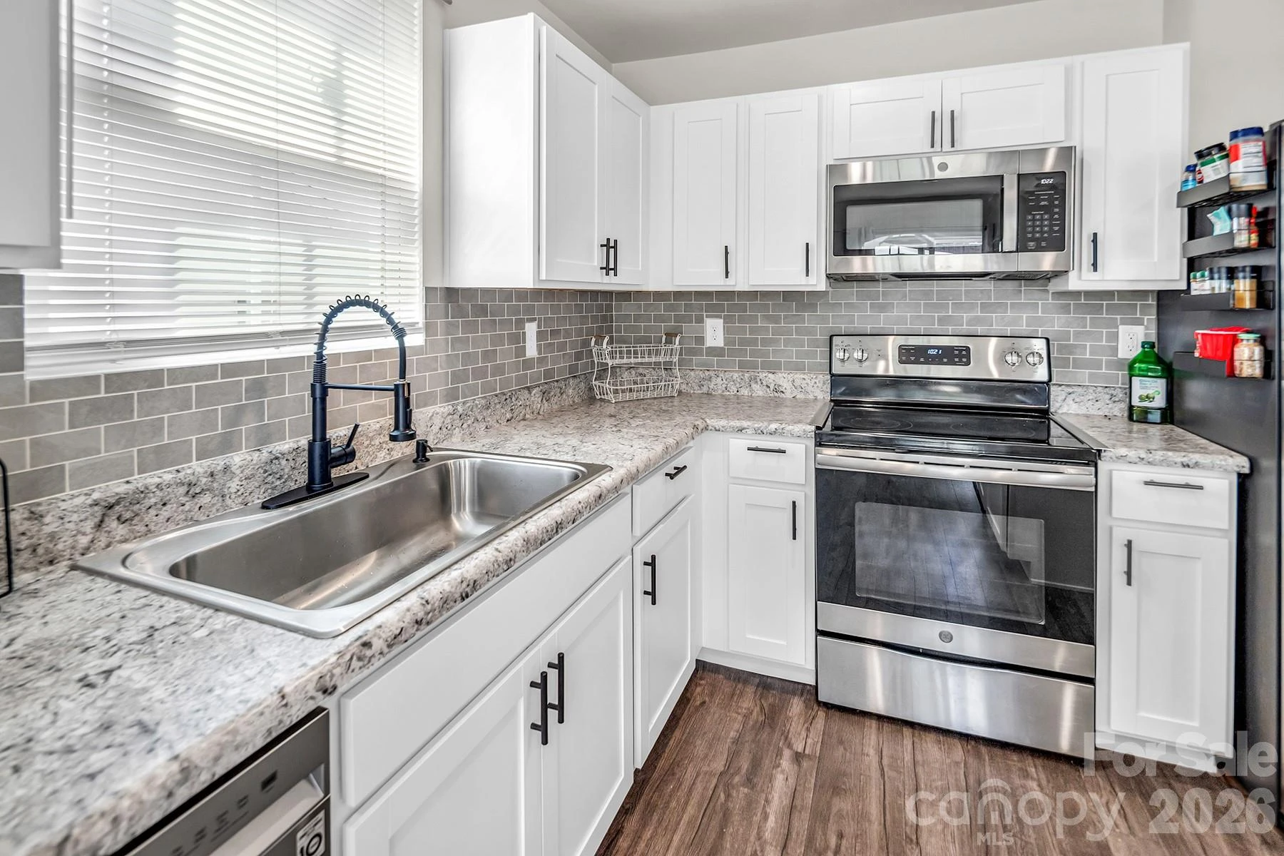 2458 Thorn Spring Lane - Photo 19