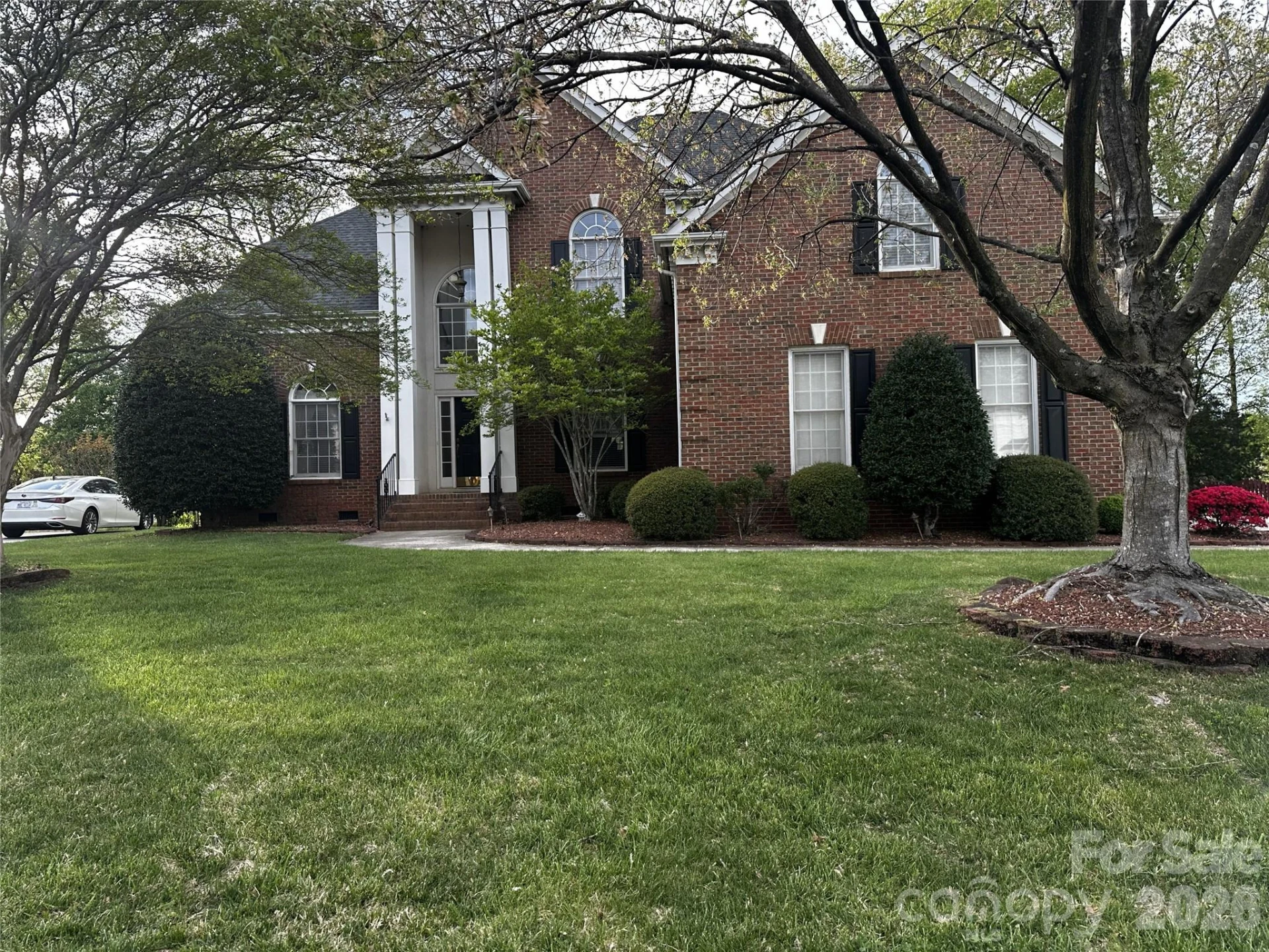 11025 Fountaingrove Drive - Photo 2