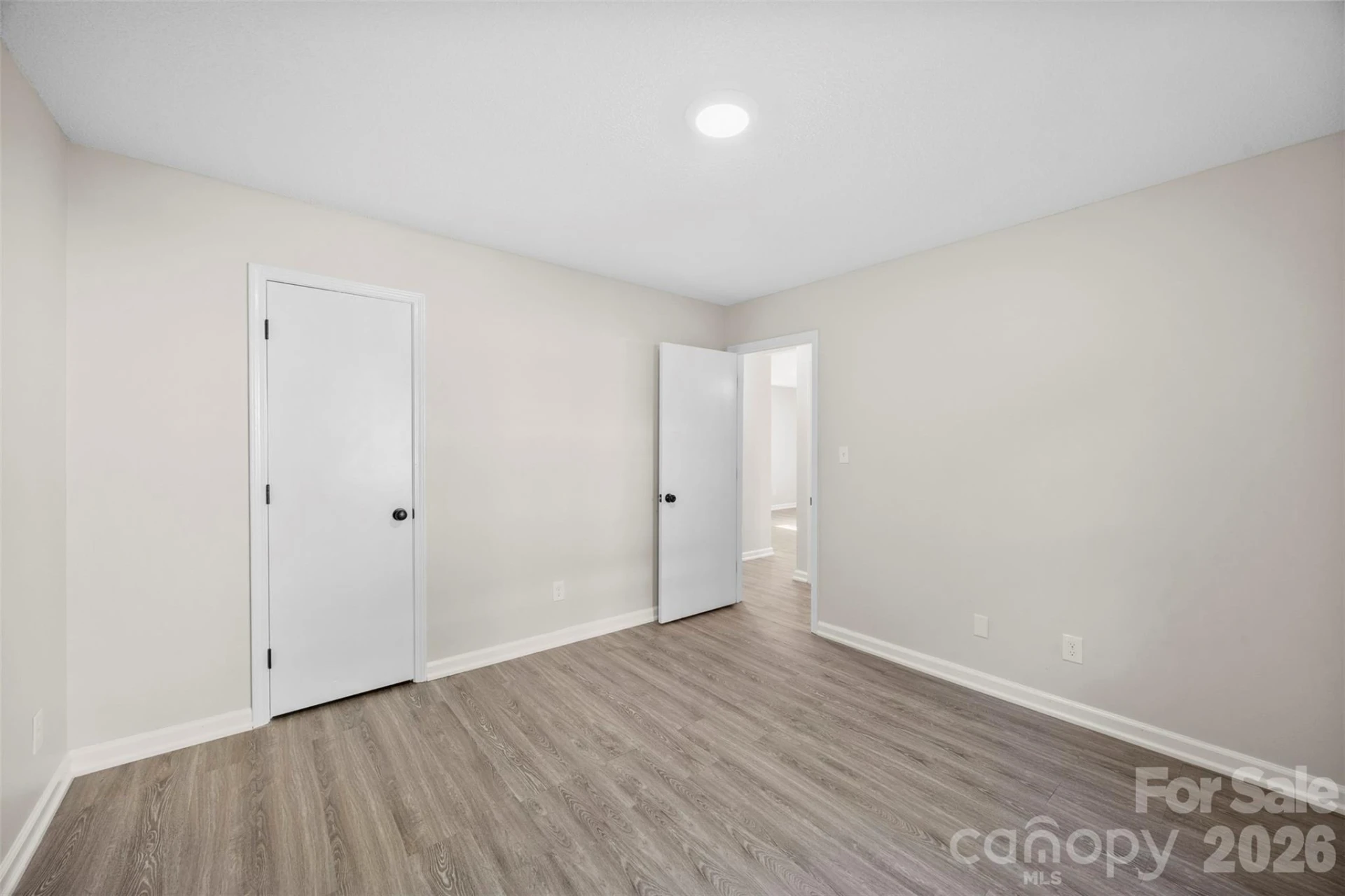 704 Carolina Avenue - Photo 15