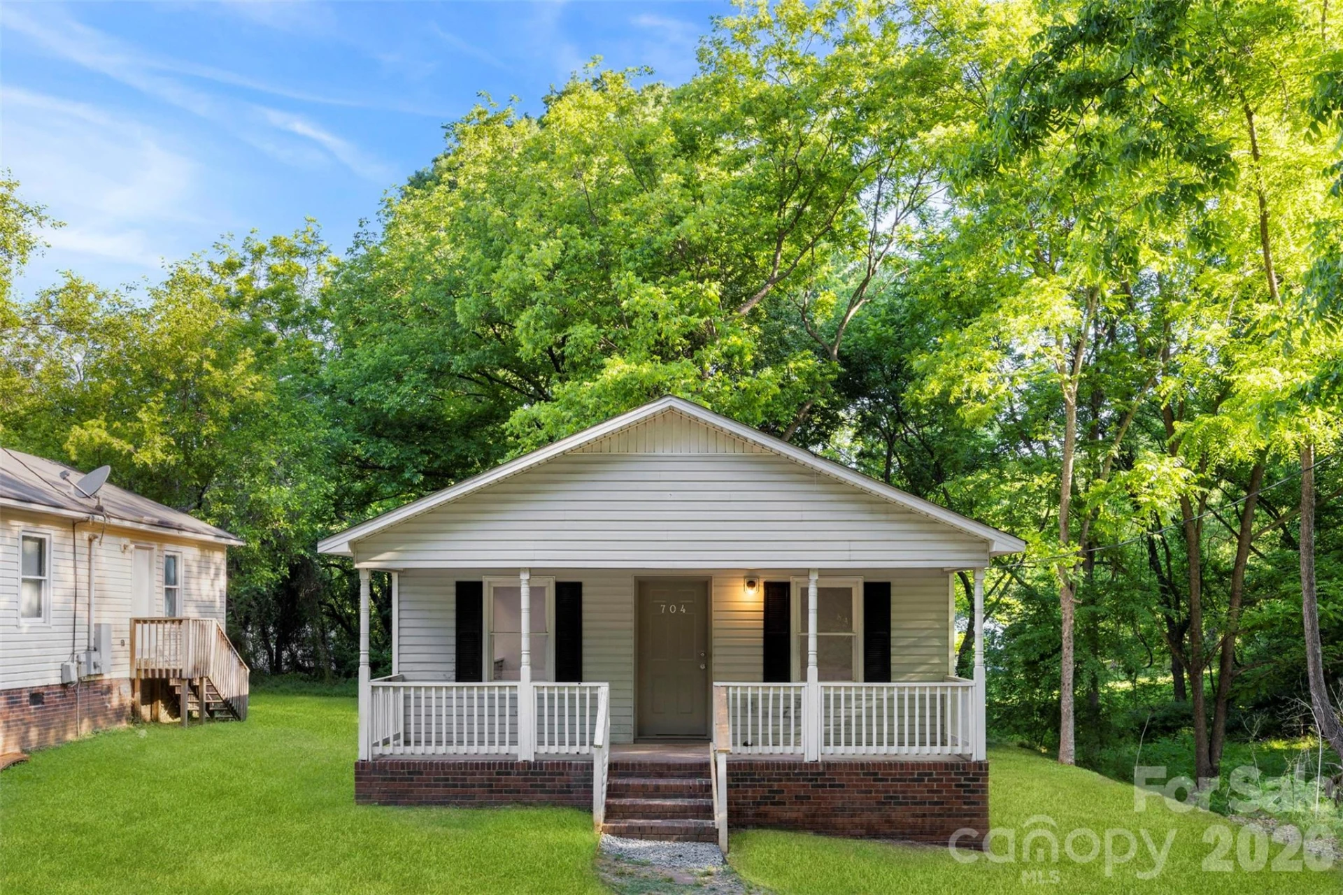 704 Carolina Avenue - Photo 4