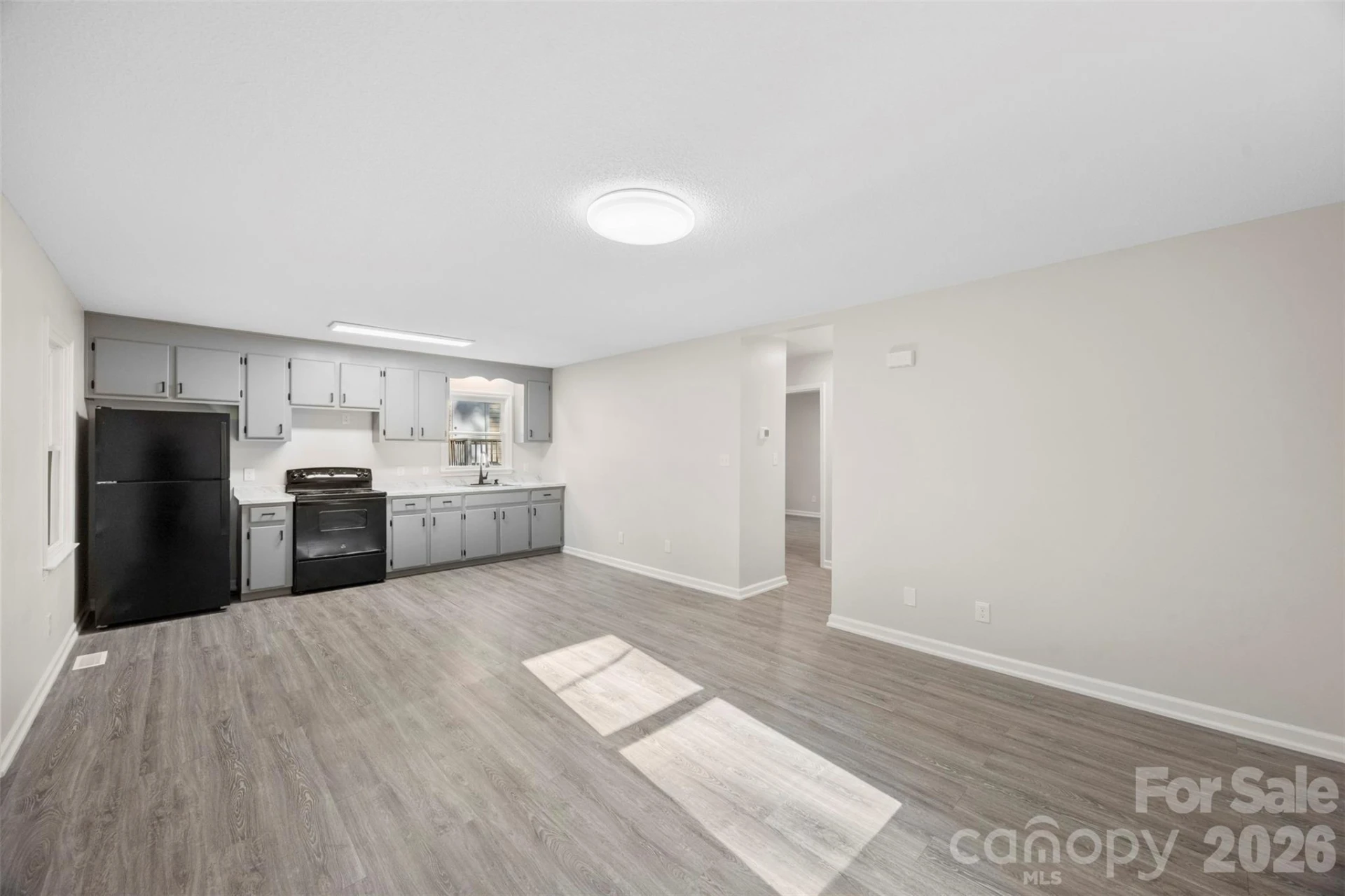 704 Carolina Avenue - Photo 5