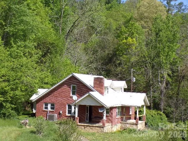145 Kirks Drive, Hot Springs, NC, 28743