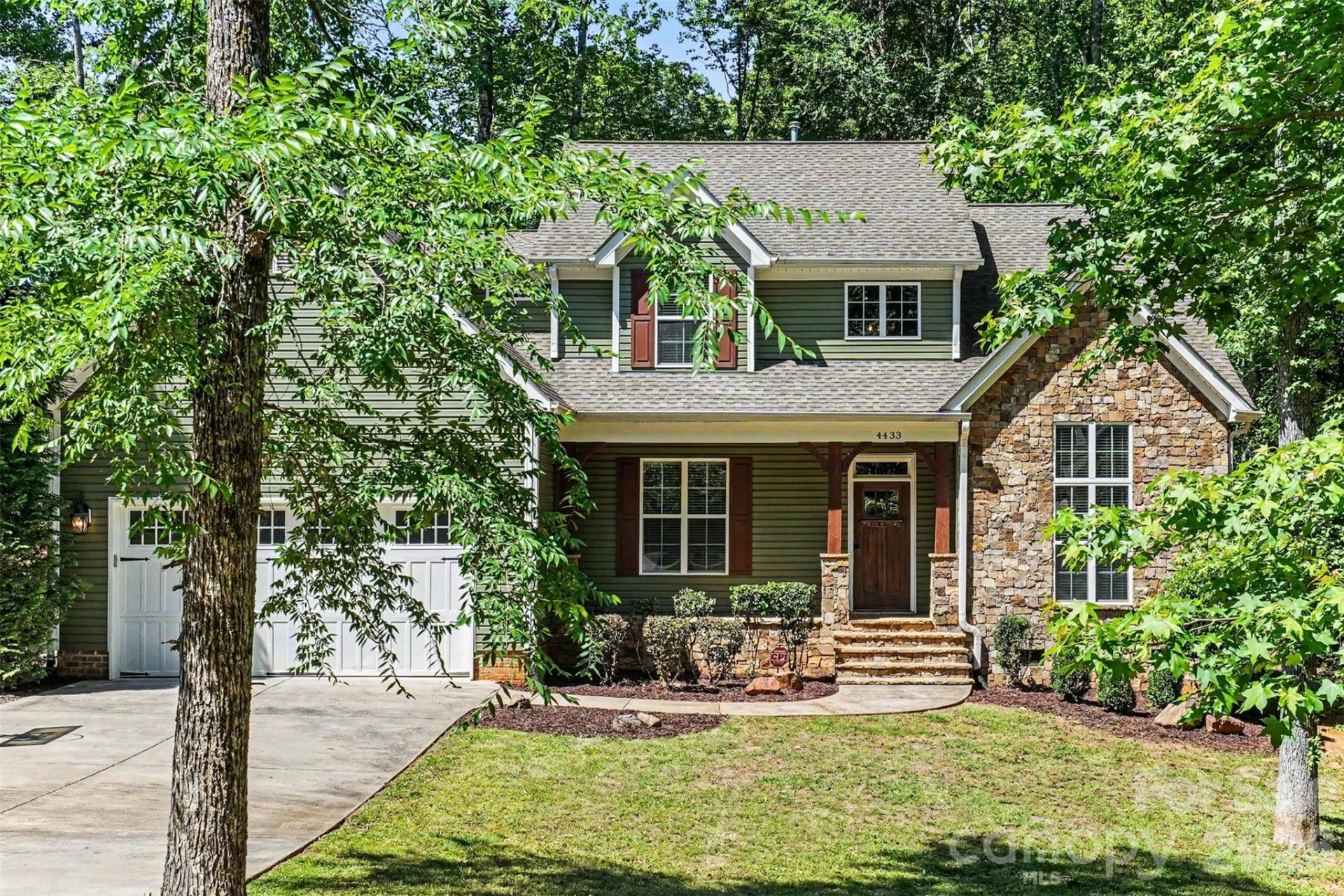 4433 Brookwood Road - Photo 2